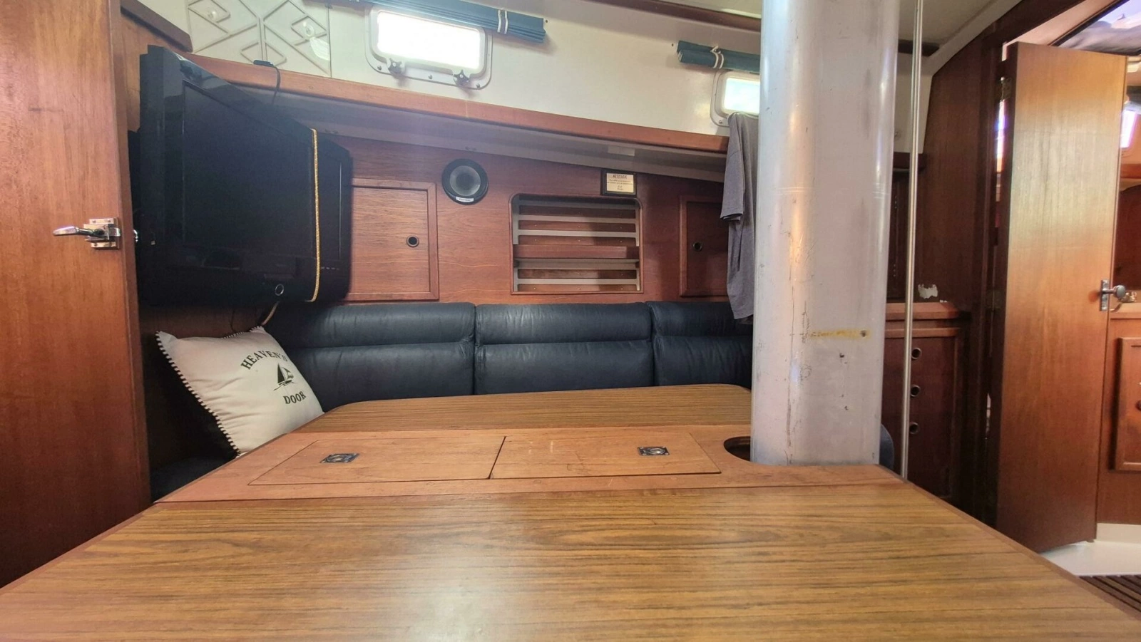 1981 Niagara 35 Classic 35