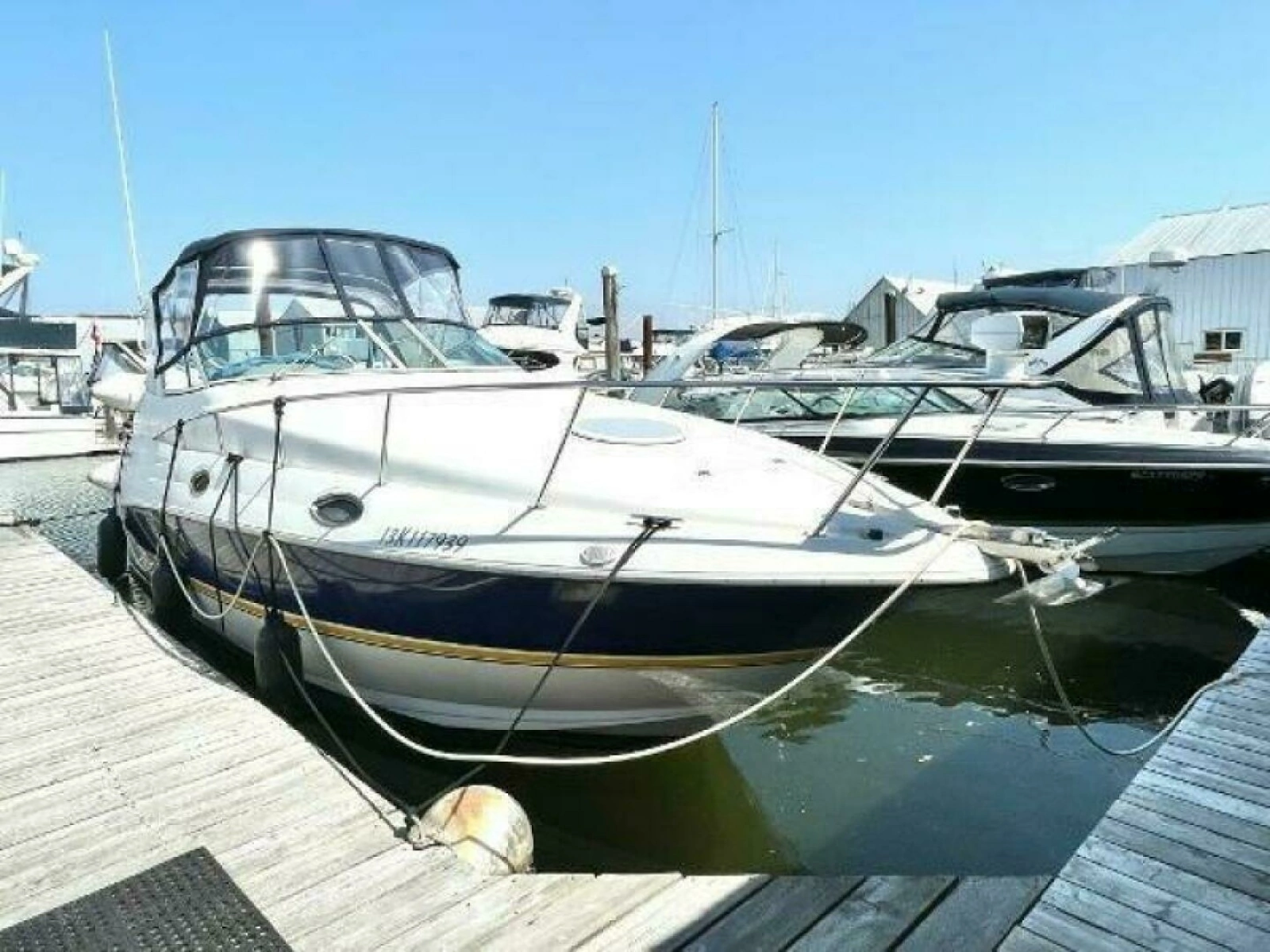 2004 Cruisers Yachts 280 CXI 28