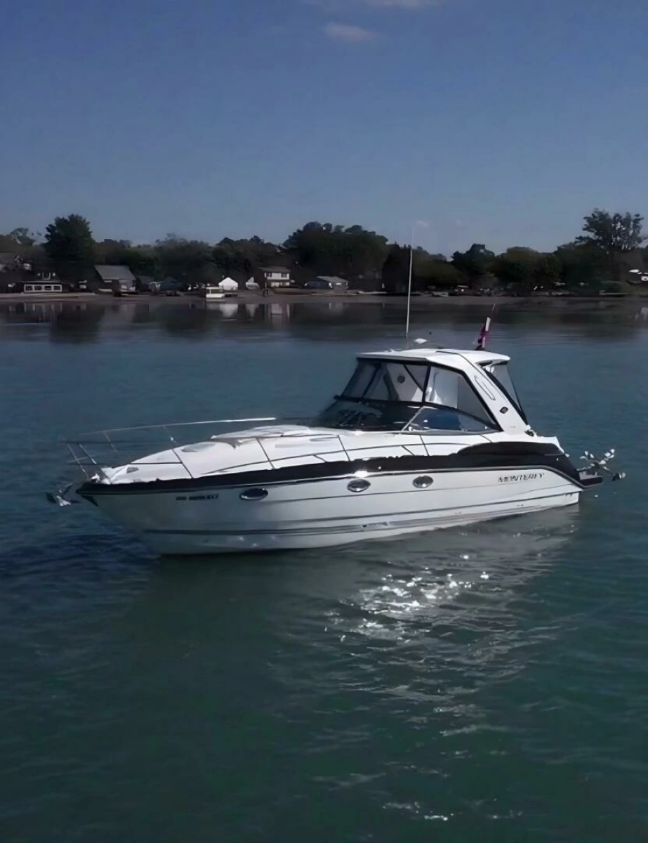 2015 Monterey 355 Sport Yacht 35