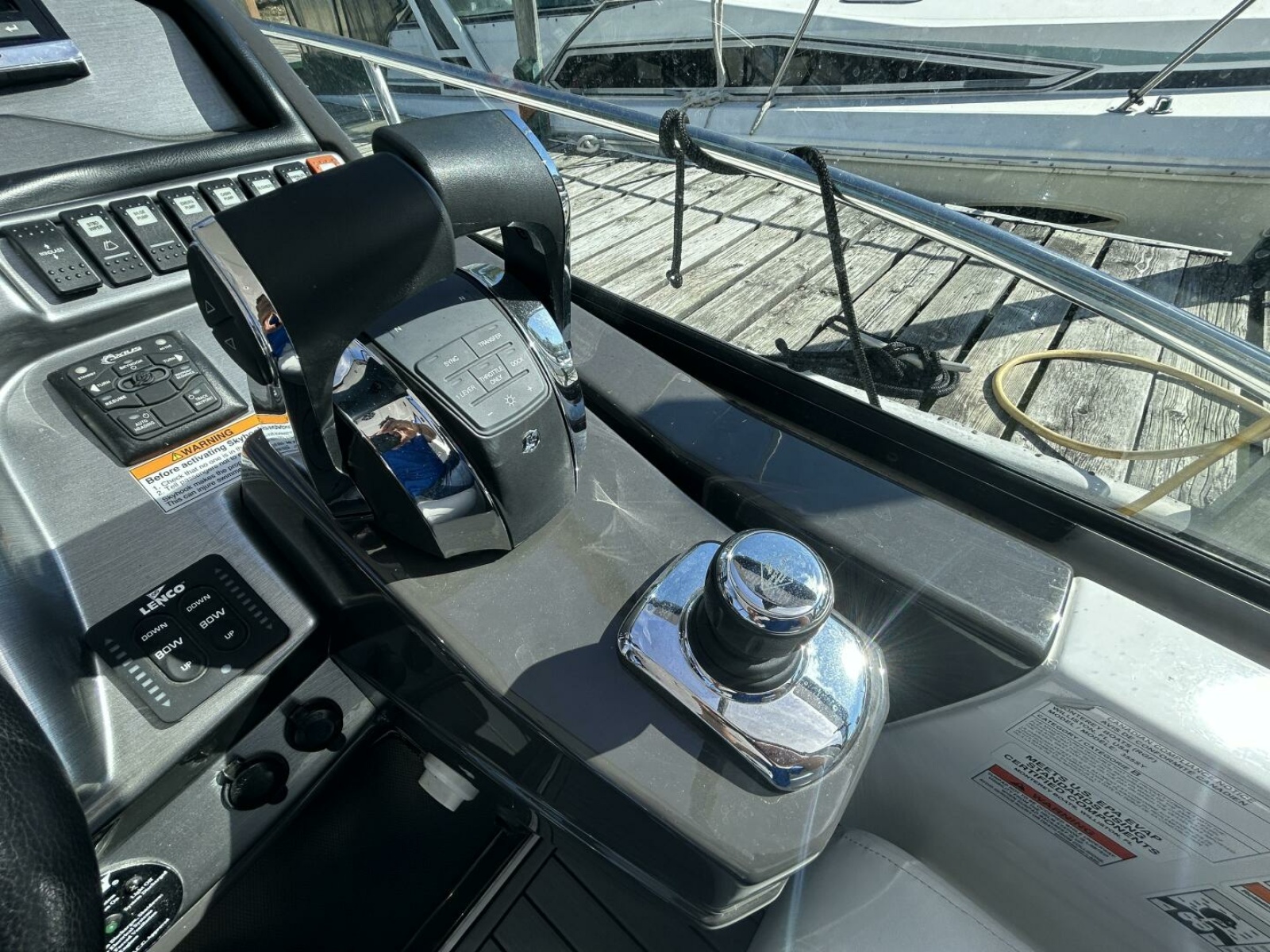 2015 Monterey 355 Sport Yacht 35
