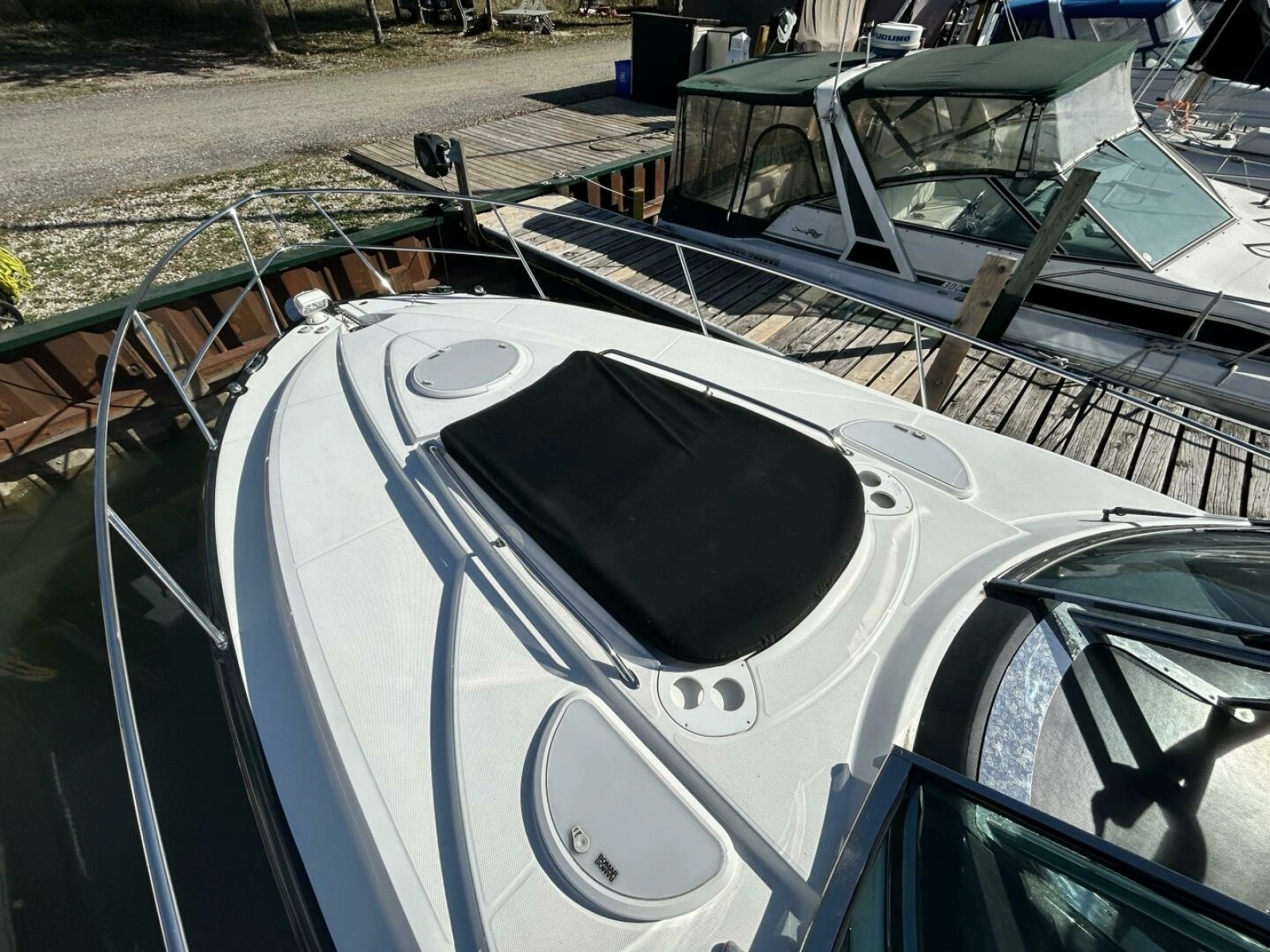 2015 Monterey 355 Sport Yacht 35