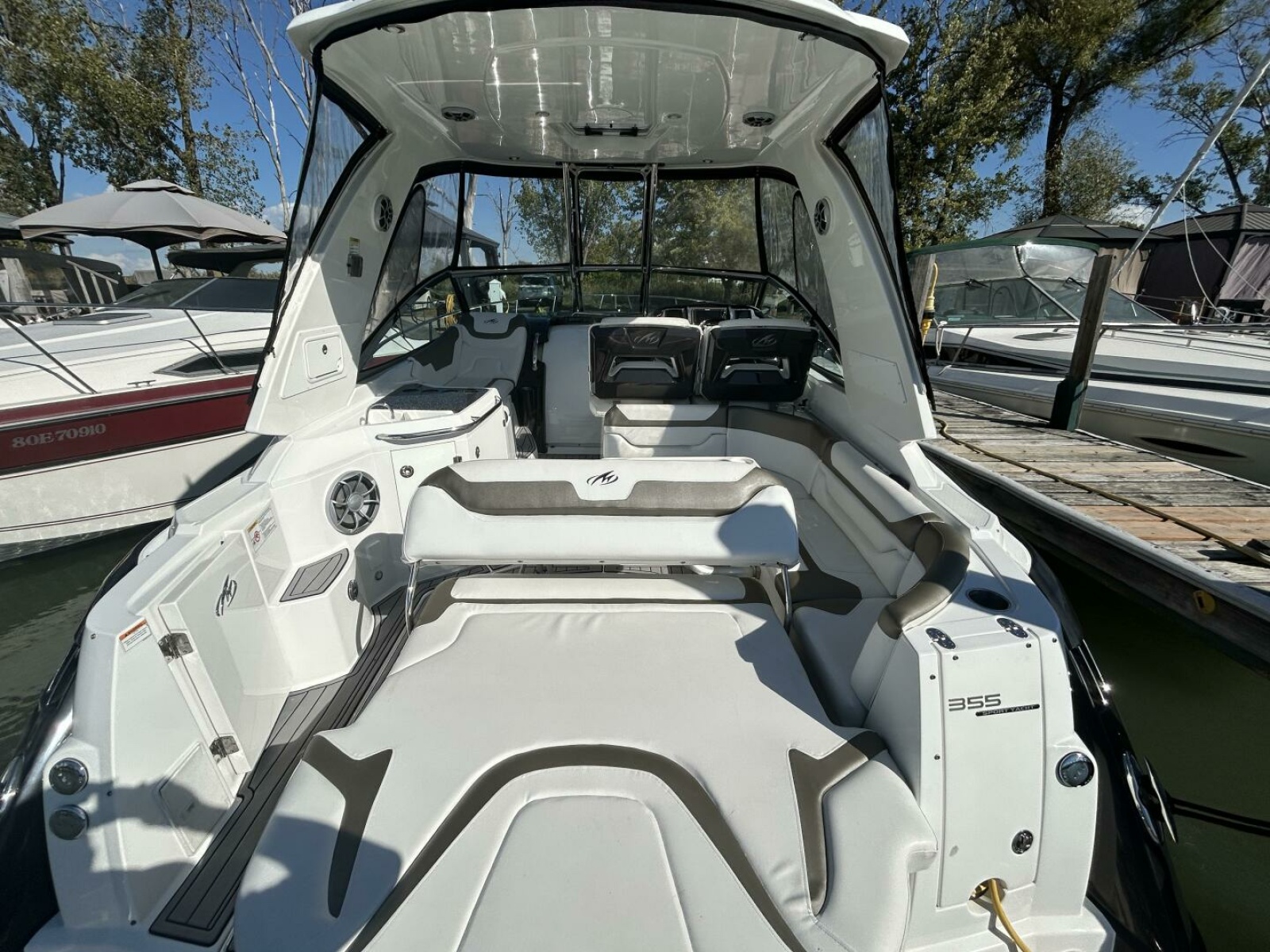 2015 Monterey 355 Sport Yacht 35
