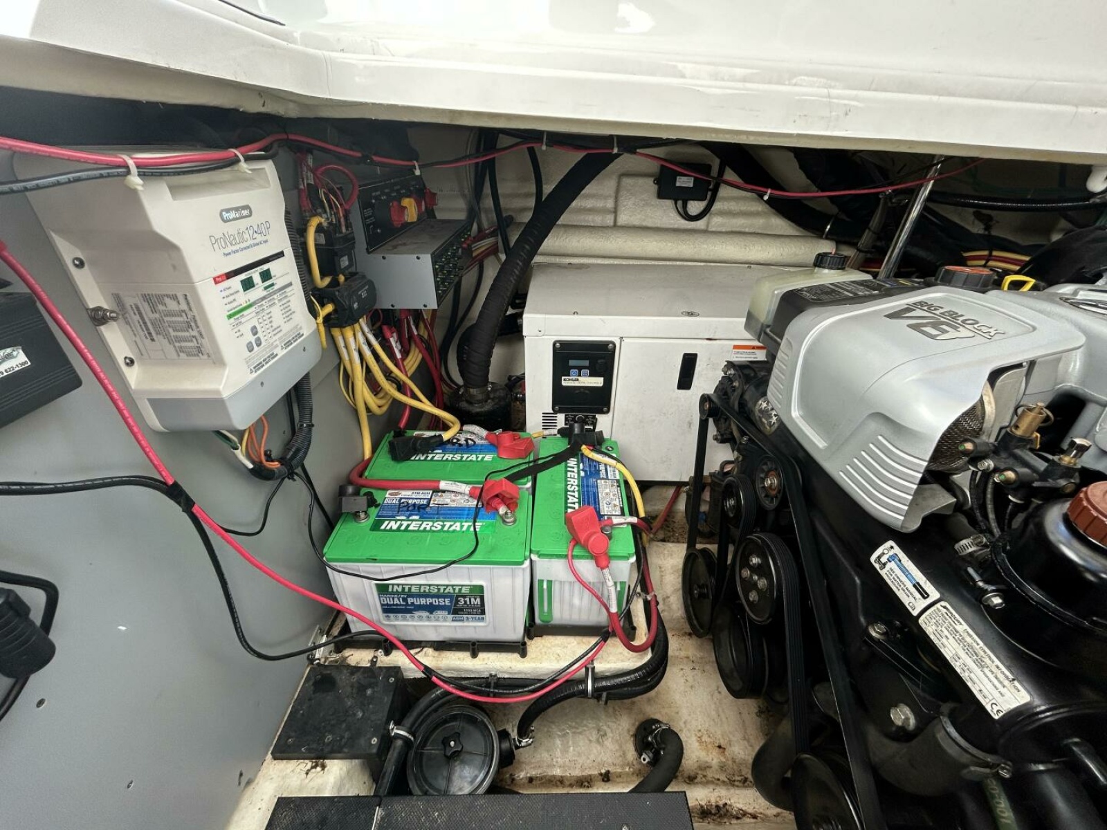 2015 Monterey 355 Sport Yacht 35