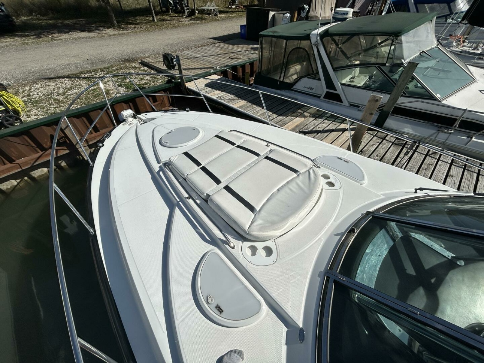 2015 Monterey 355 Sport Yacht 35
