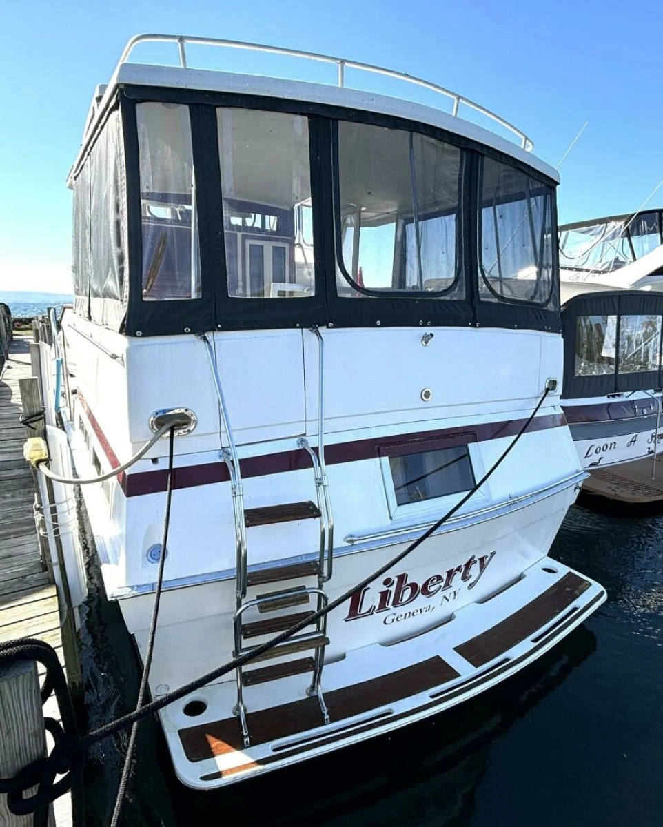 1987 Viking Motor Yacht 44