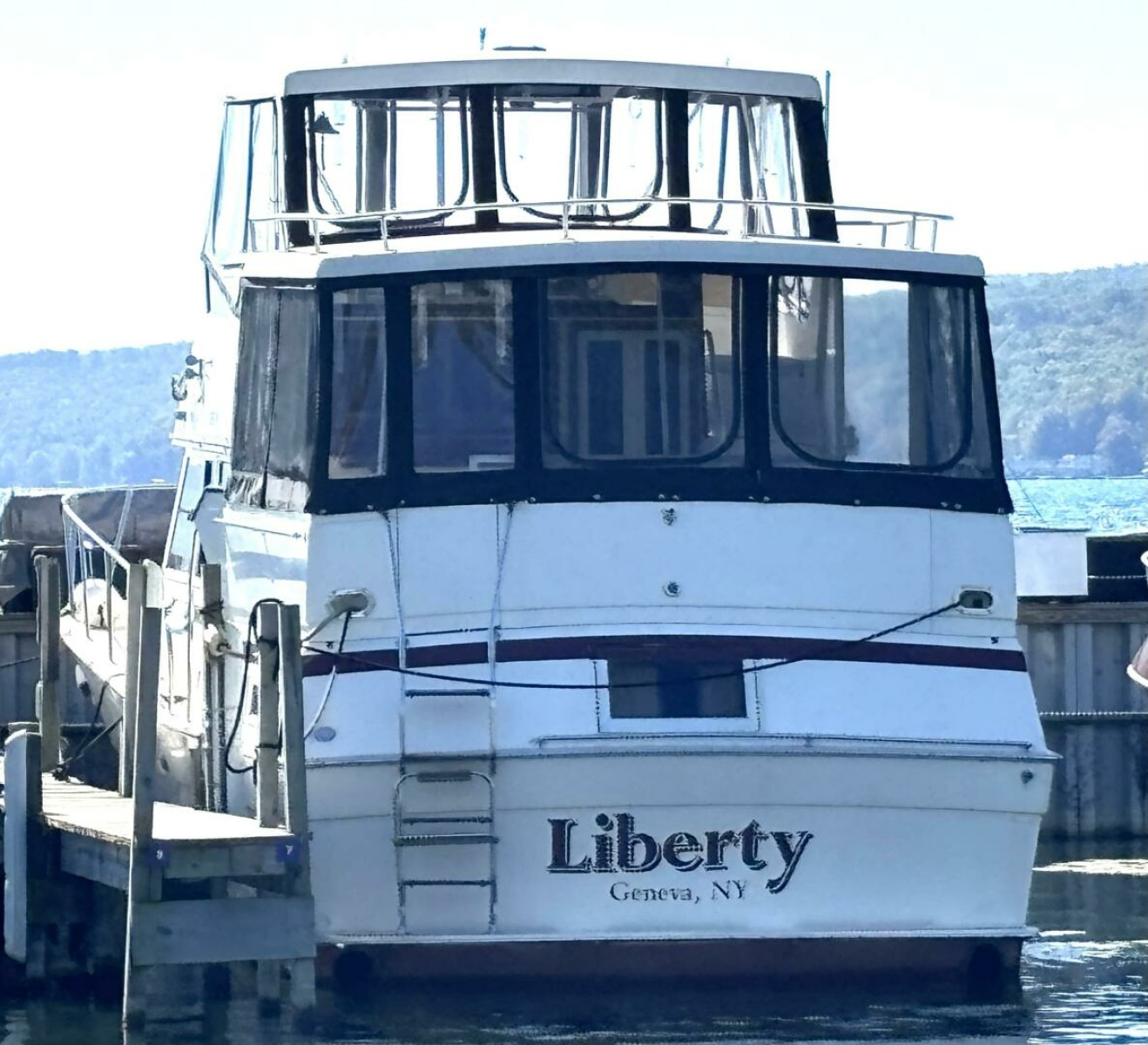 1987 Viking Motor Yacht 44