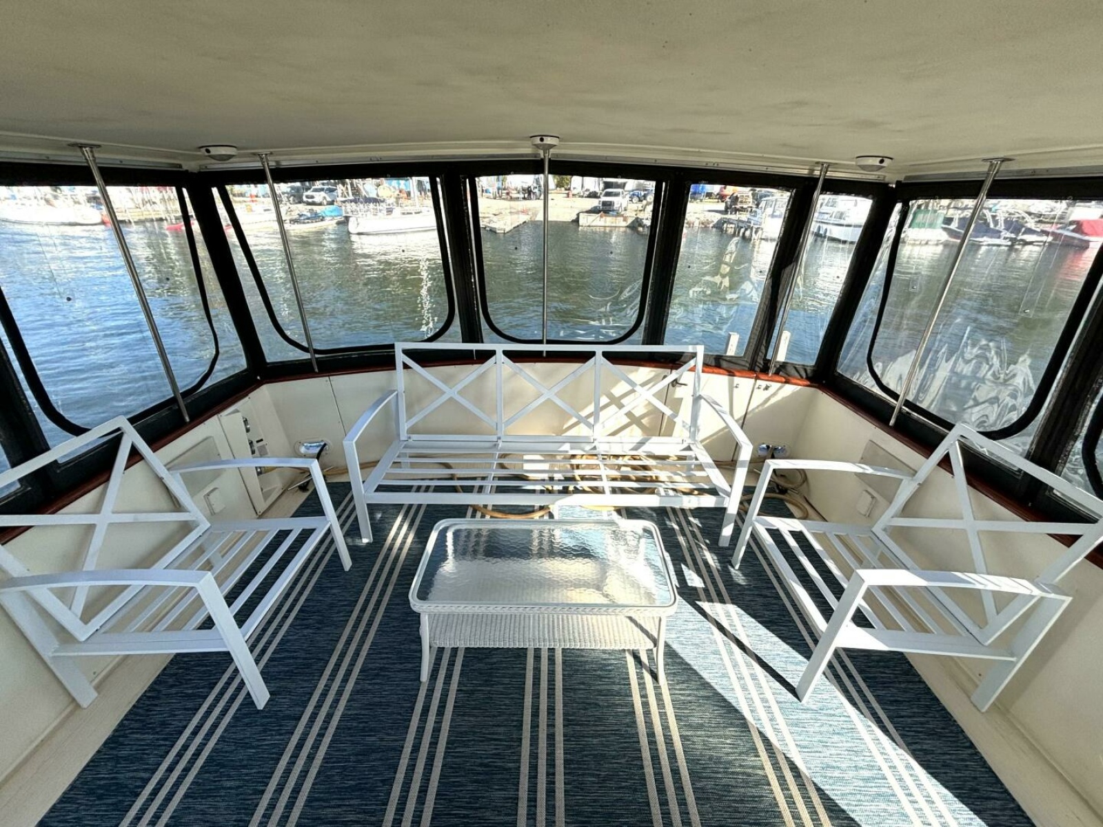 1987 Viking Motor Yacht 44