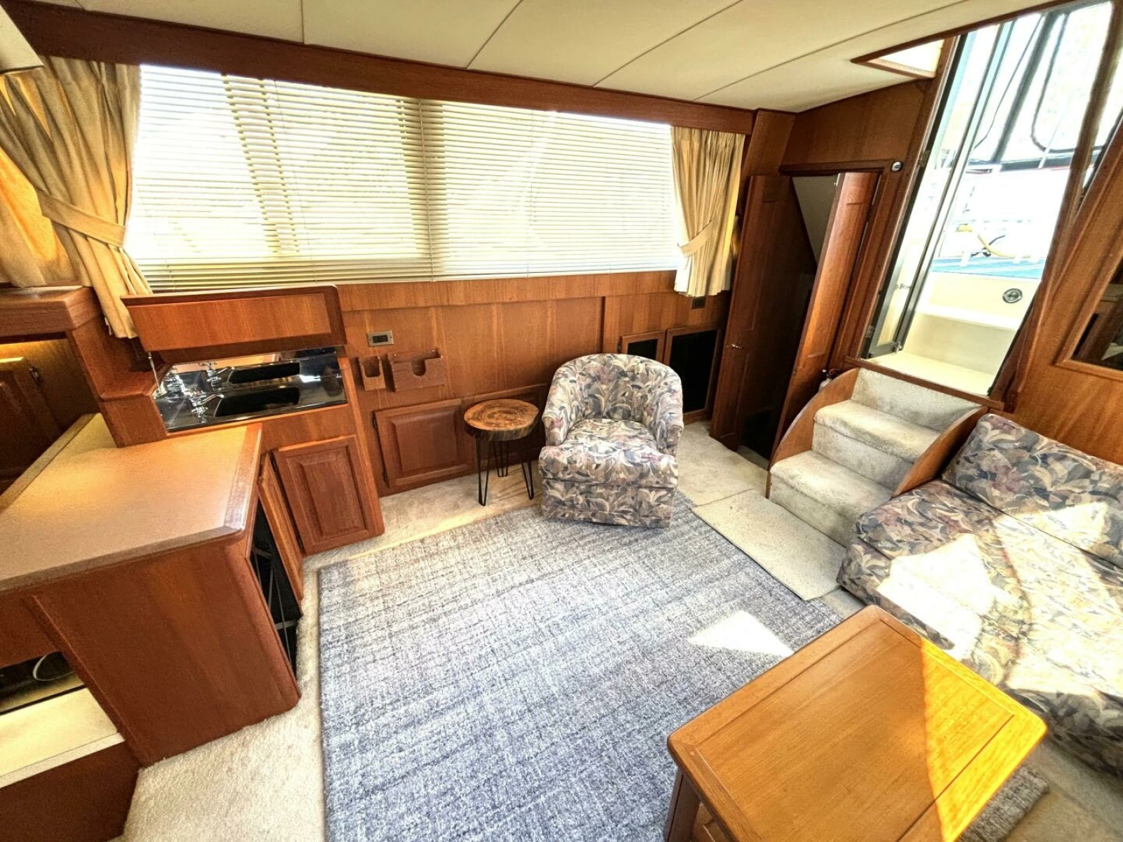 1987 Viking Motor Yacht 44