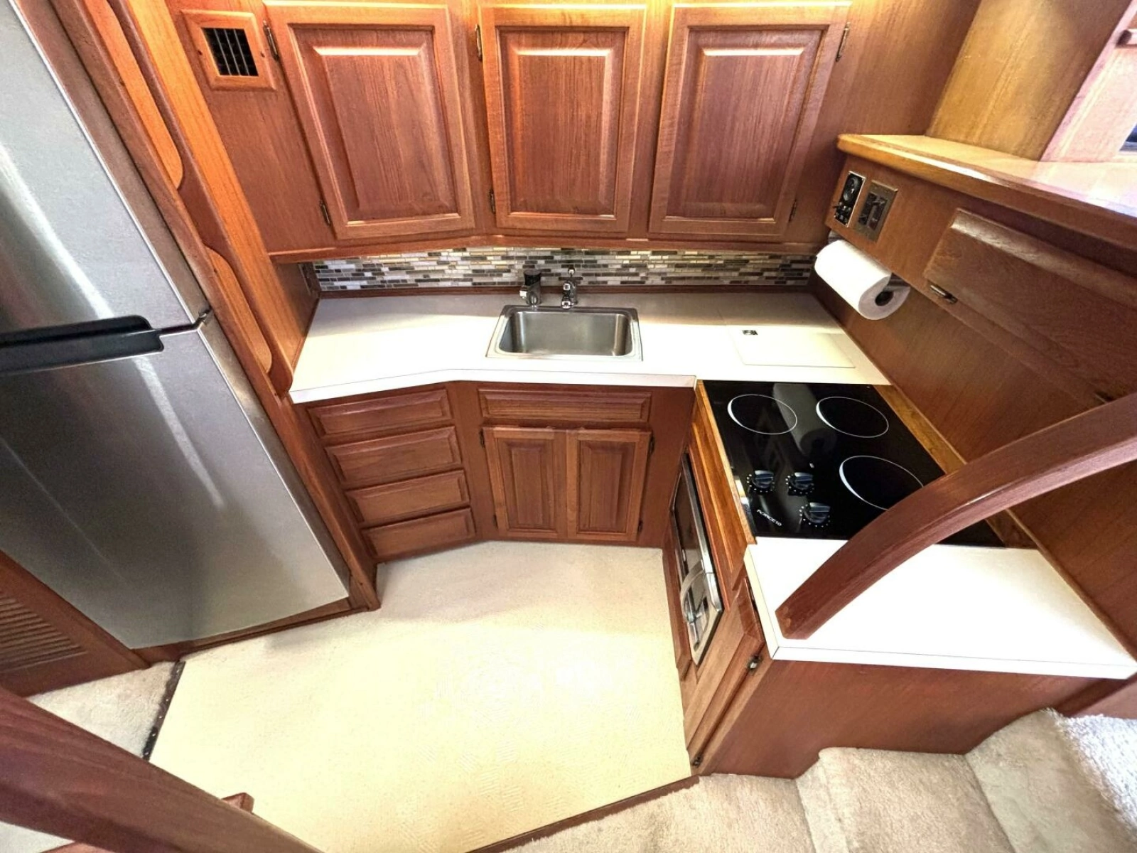 1987 Viking Motor Yacht 44