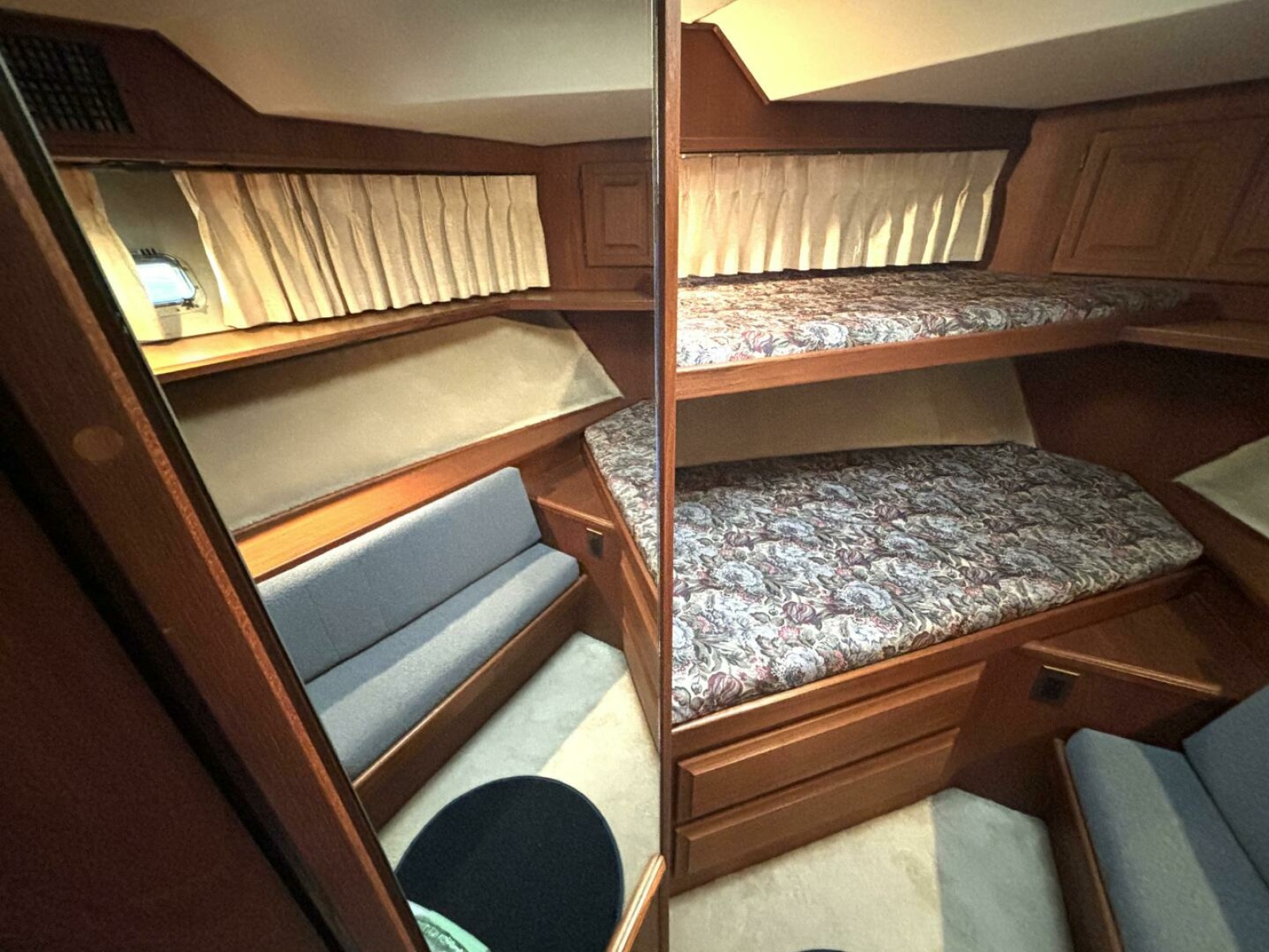 1987 Viking Motor Yacht 44