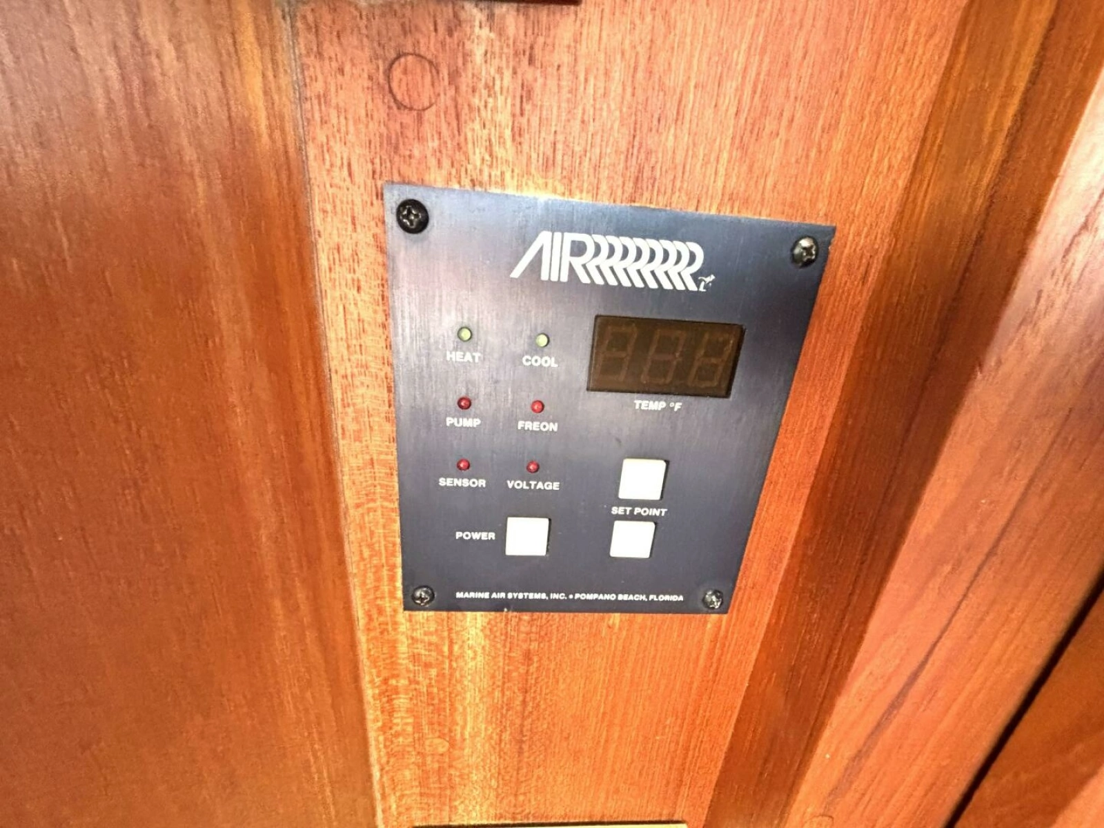 1987 Viking Motor Yacht 44