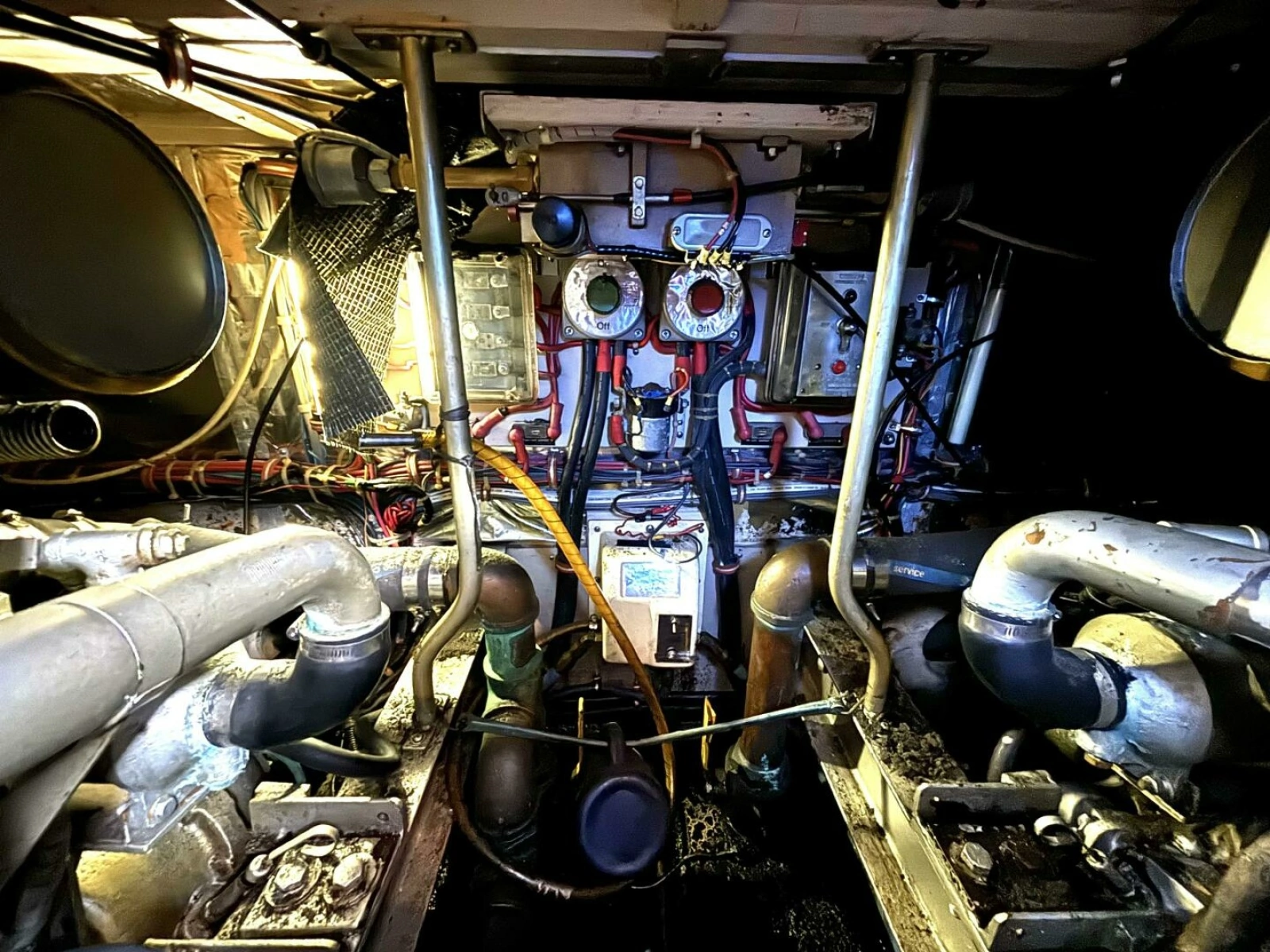 1987 Viking Motor Yacht 44