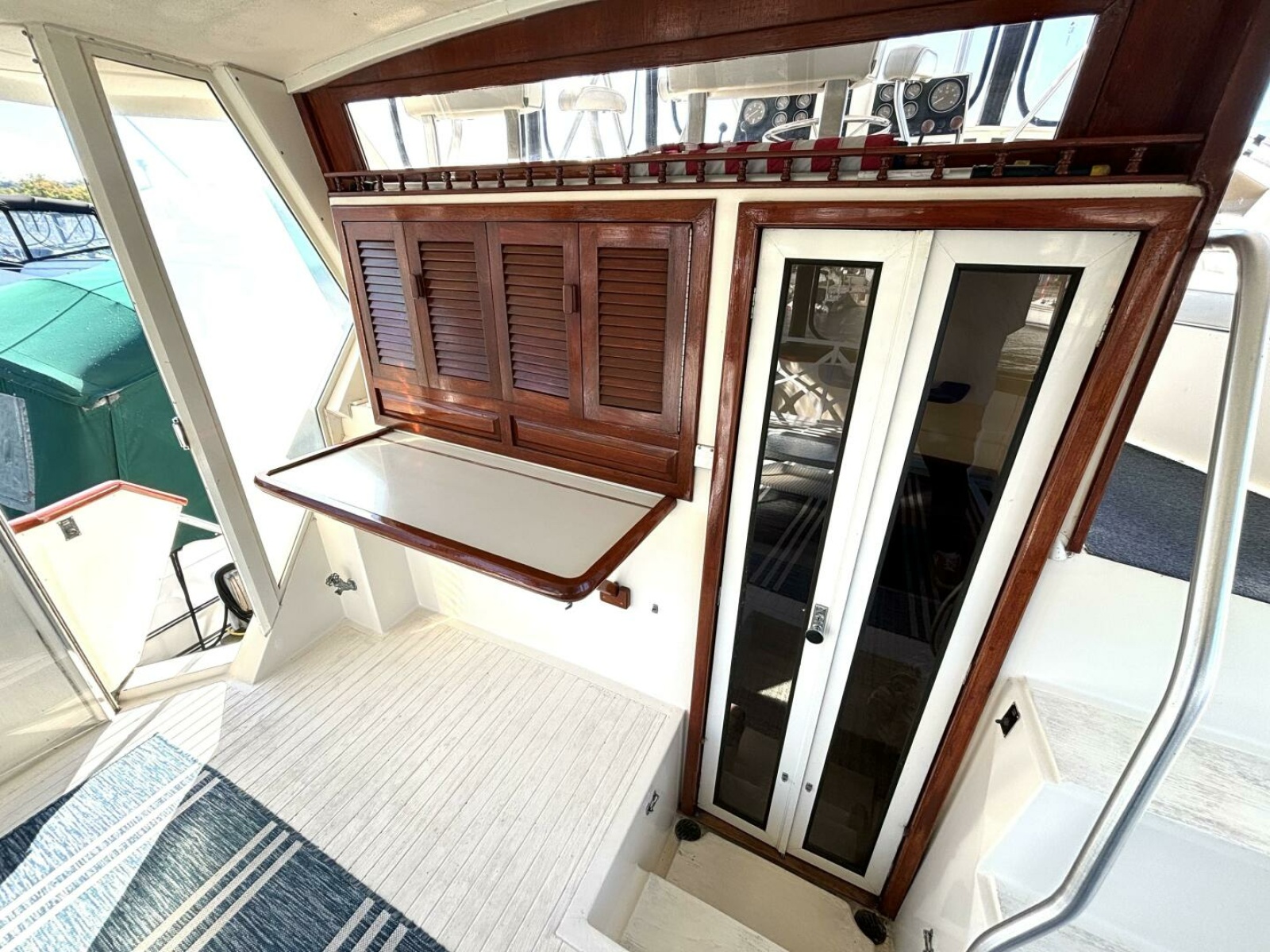 1987 Viking Motor Yacht 44