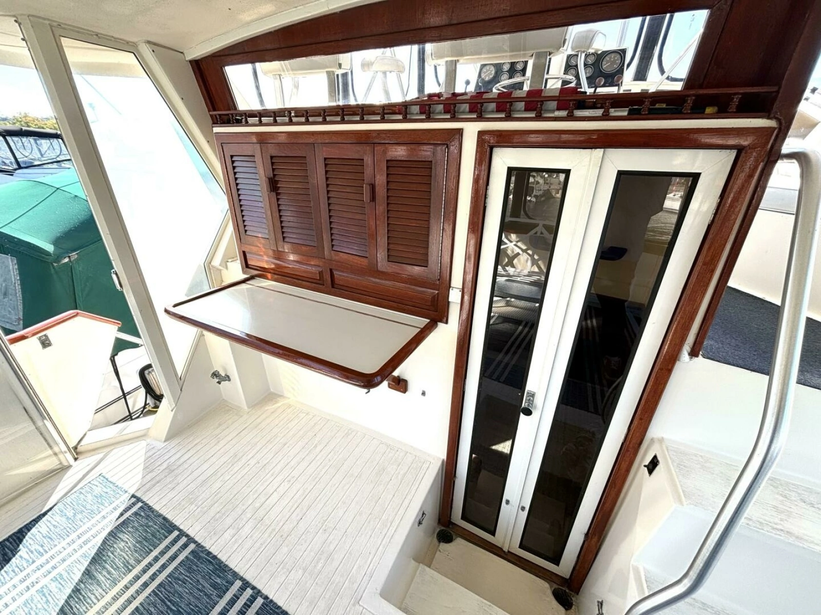 1987 Viking Motor Yacht 44