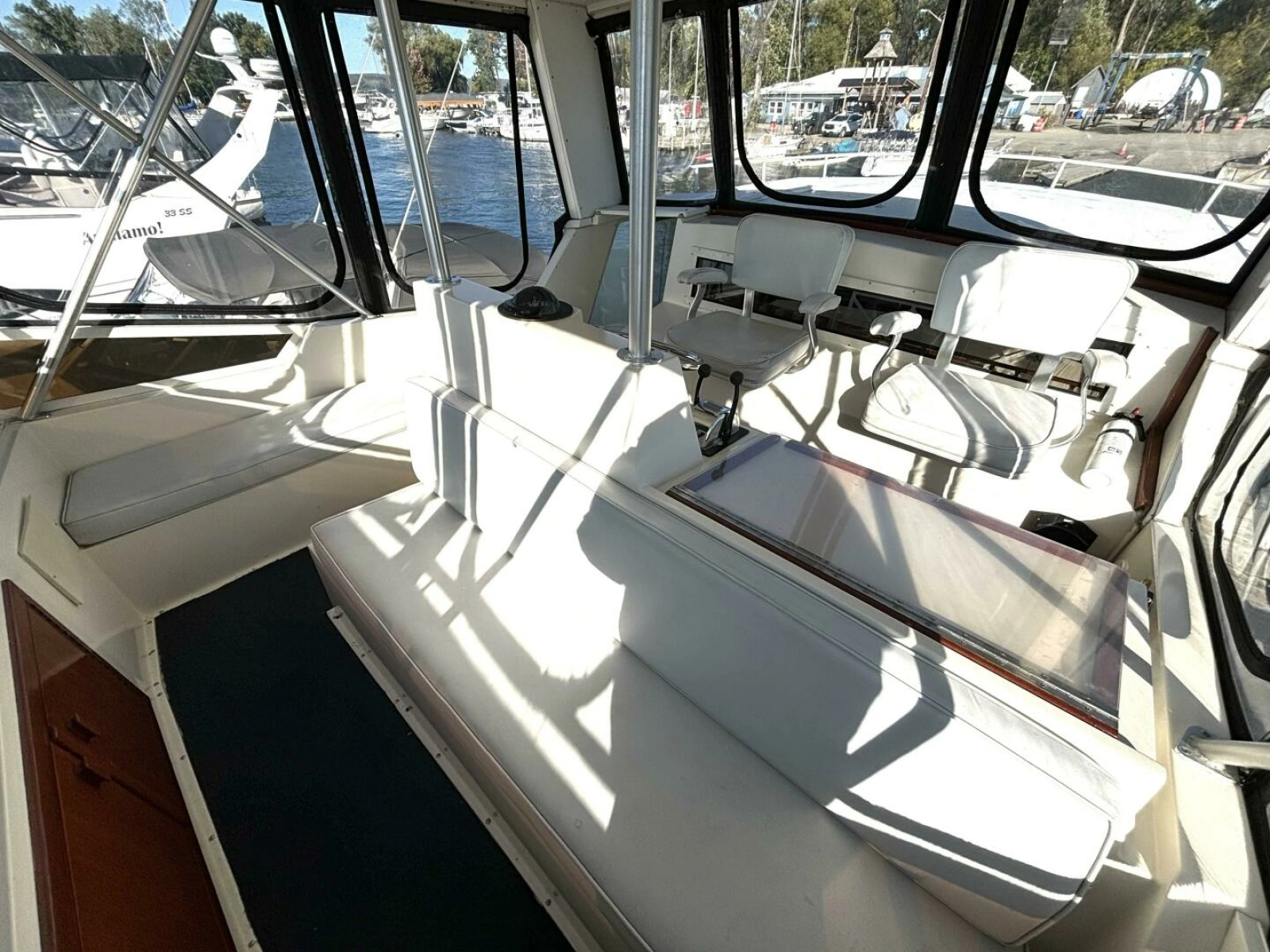 1987 Viking Motor Yacht 44