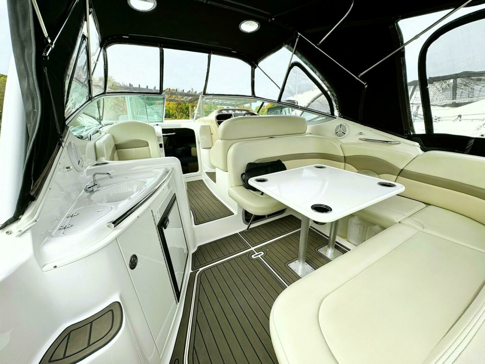 2004 Chaparral 310 SIGNATURE 31