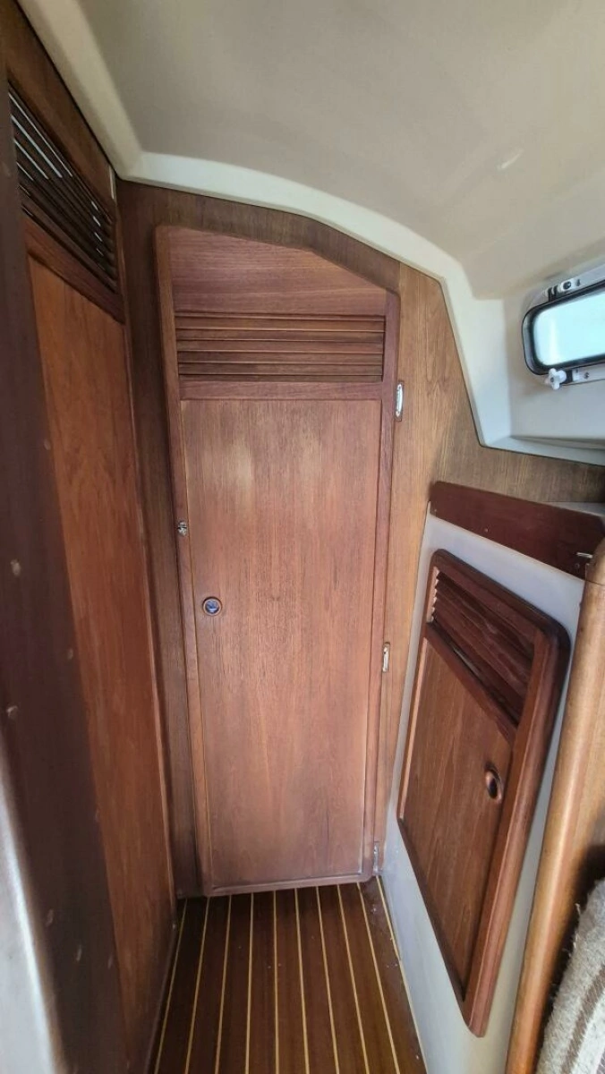 1984 Mirage Yachts 35 35