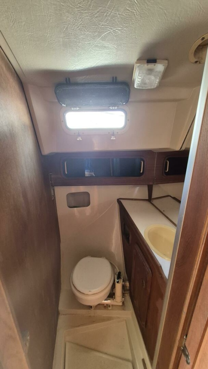 1984 Mirage Yachts 35 35
