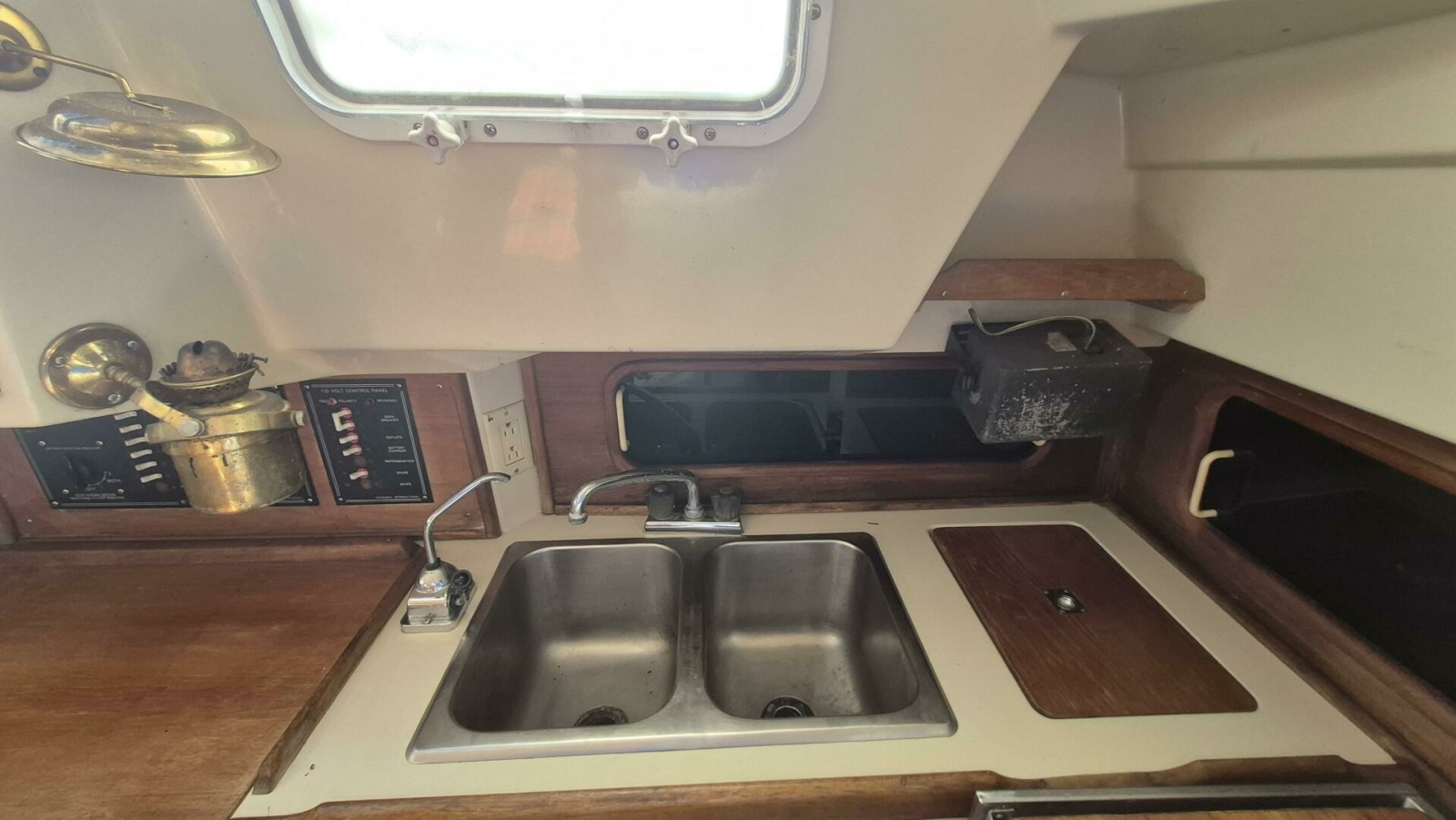 1984 Mirage Yachts 35 35