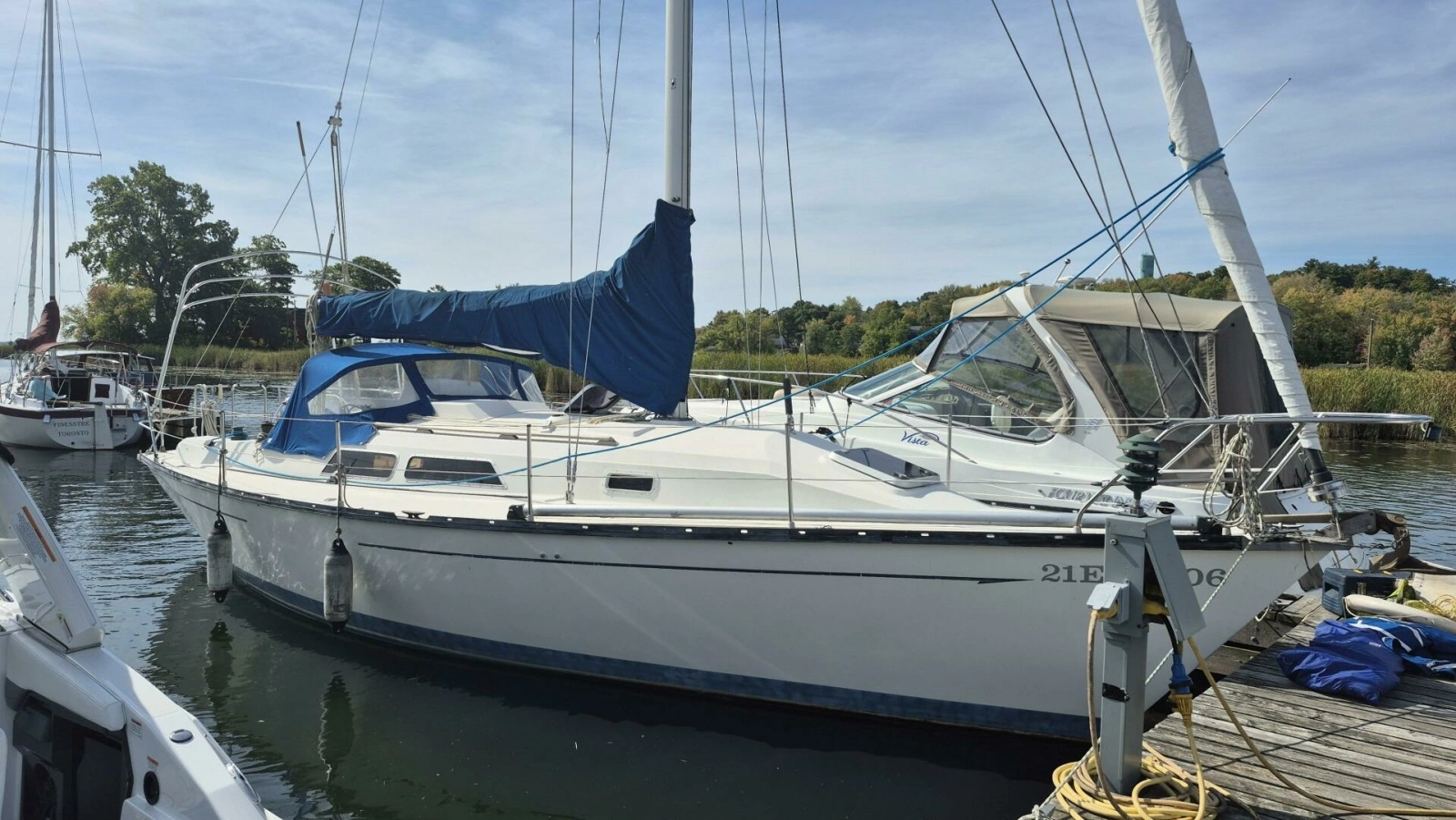 1984 Mirage Yachts 35 35