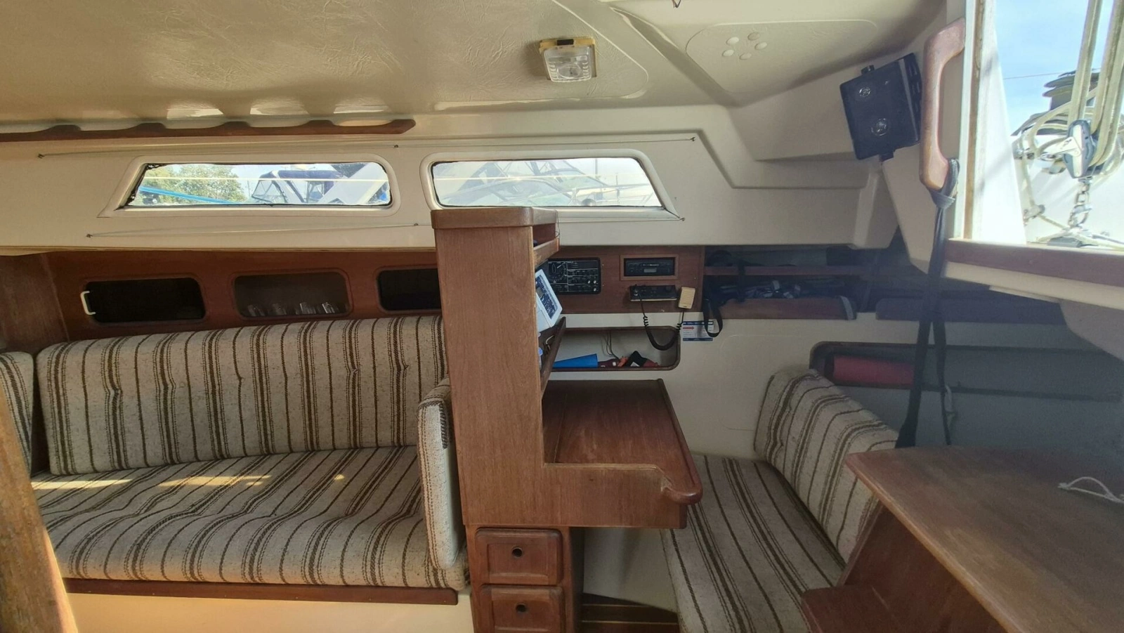 1984 Mirage Yachts 35 35
