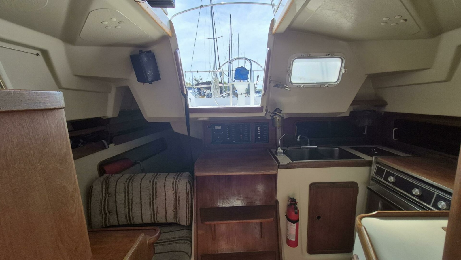 1984 Mirage Yachts 35 35