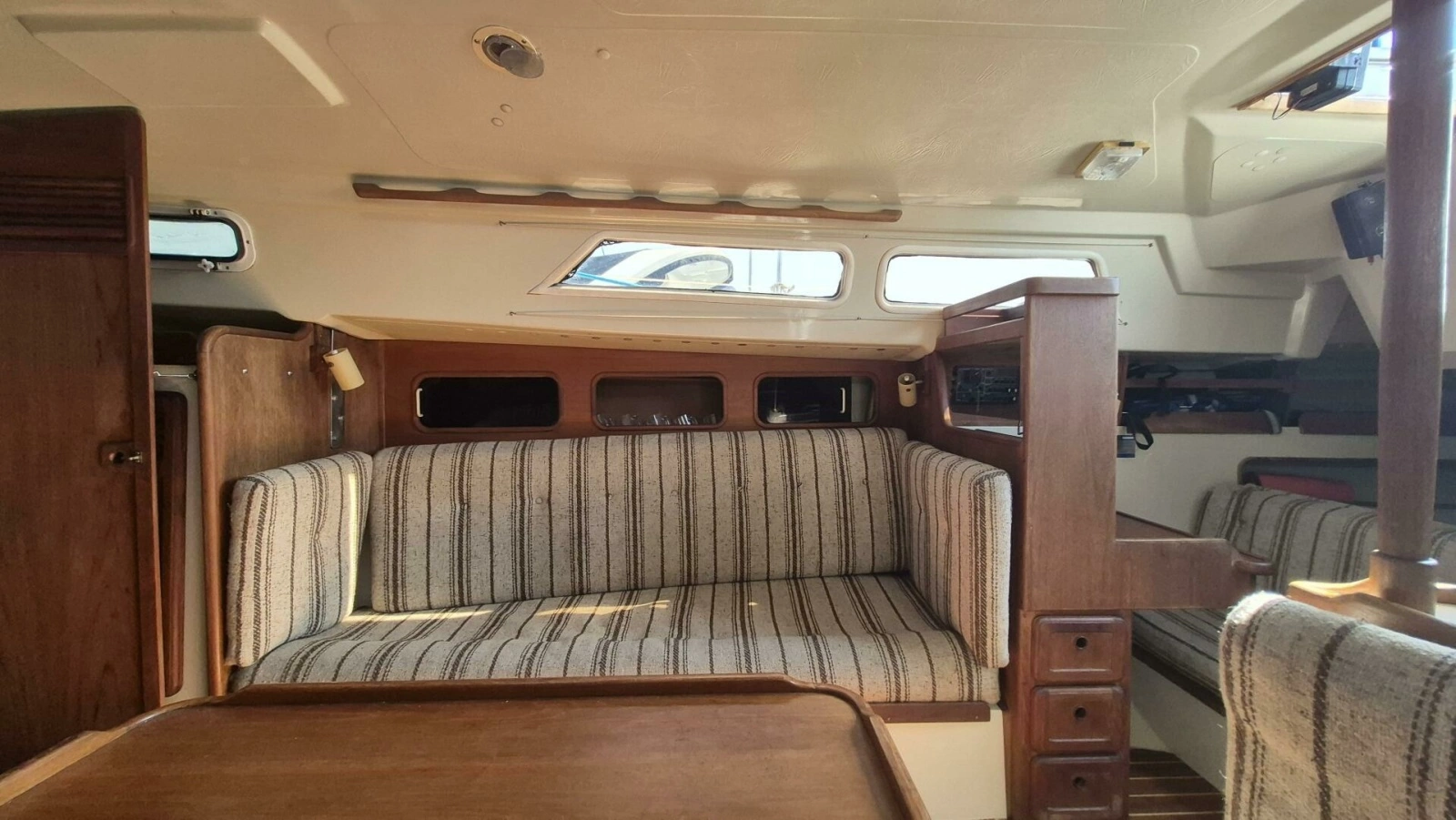 1984 Mirage Yachts 35 35