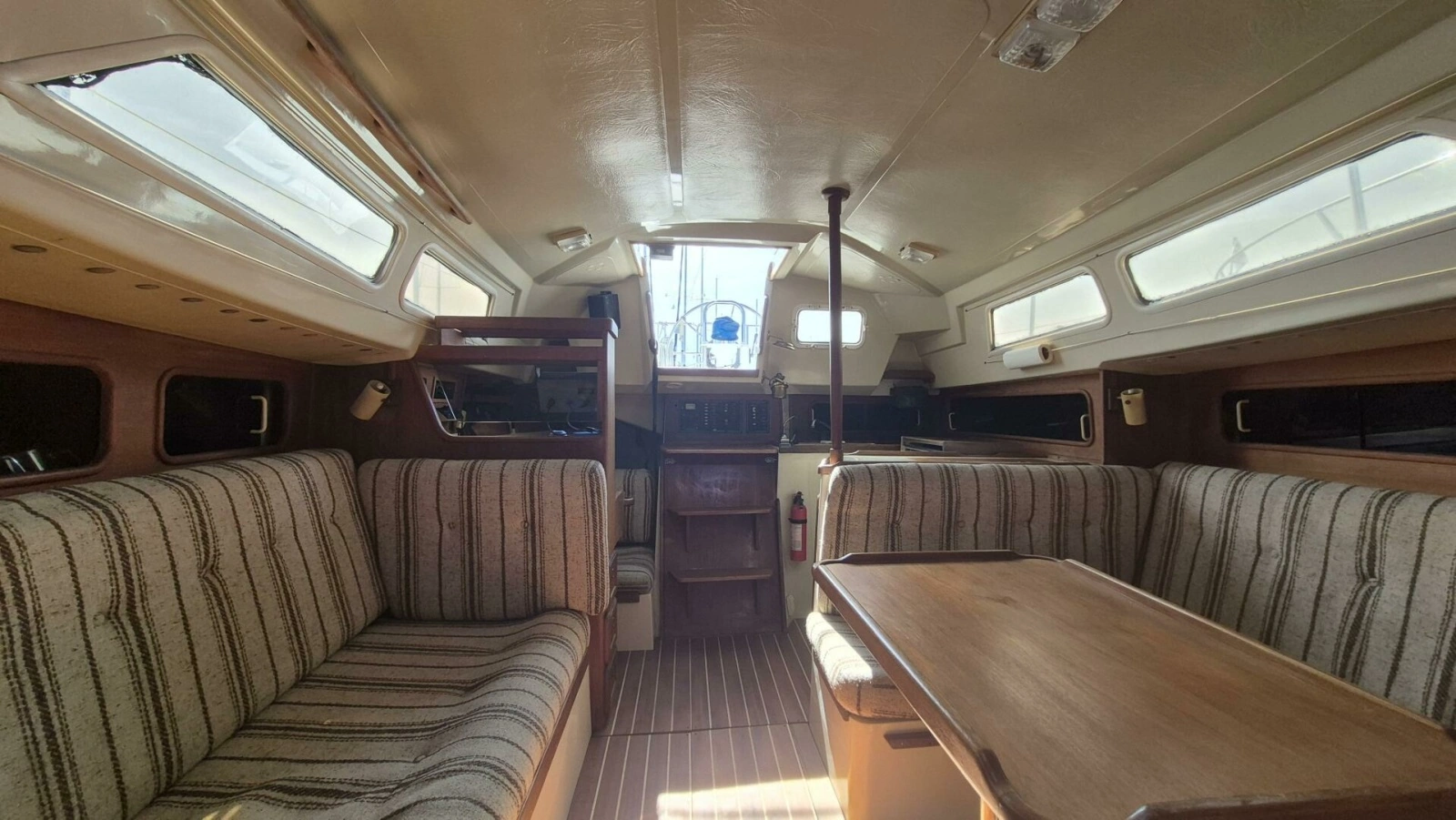 1984 Mirage Yachts 35 35