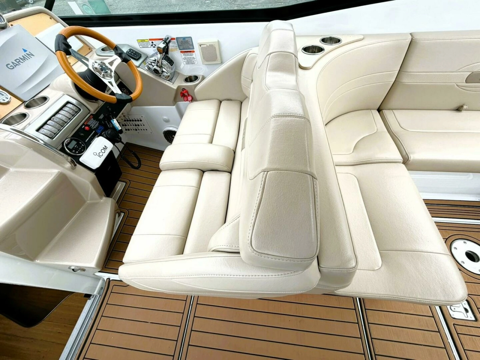 2011 Formula 310 SUN SPORT 31