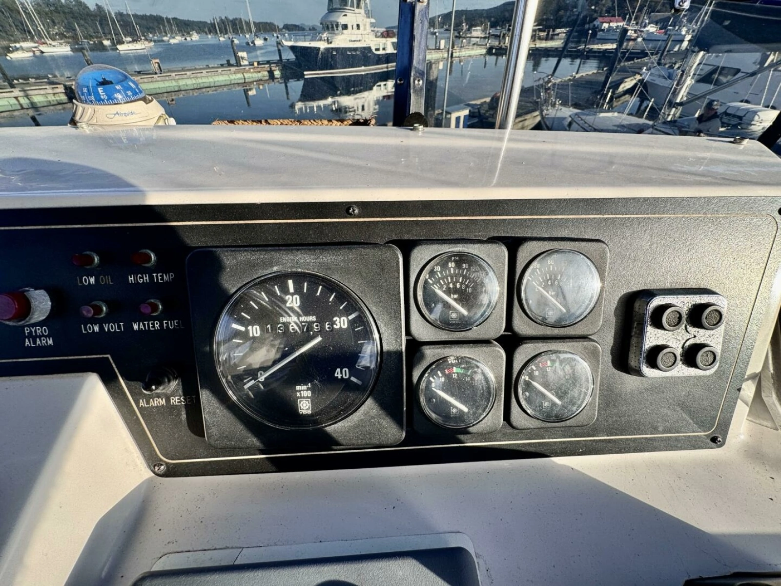 1997 Camargue Yachtfisher 48