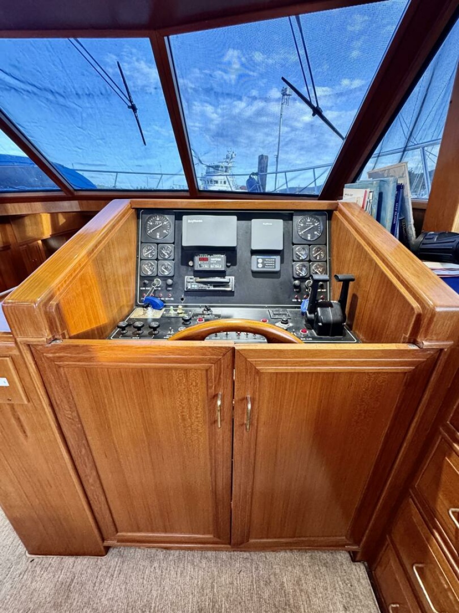 1997 Camargue Yachtfisher 48