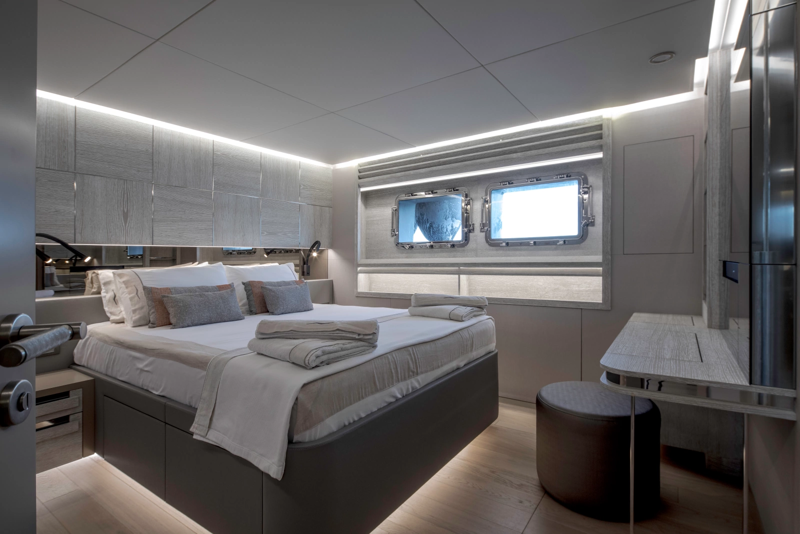 2019 Numarine 32XP
