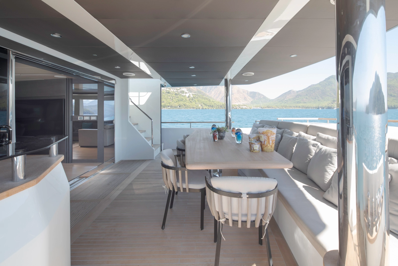 2019 Numarine 32XP