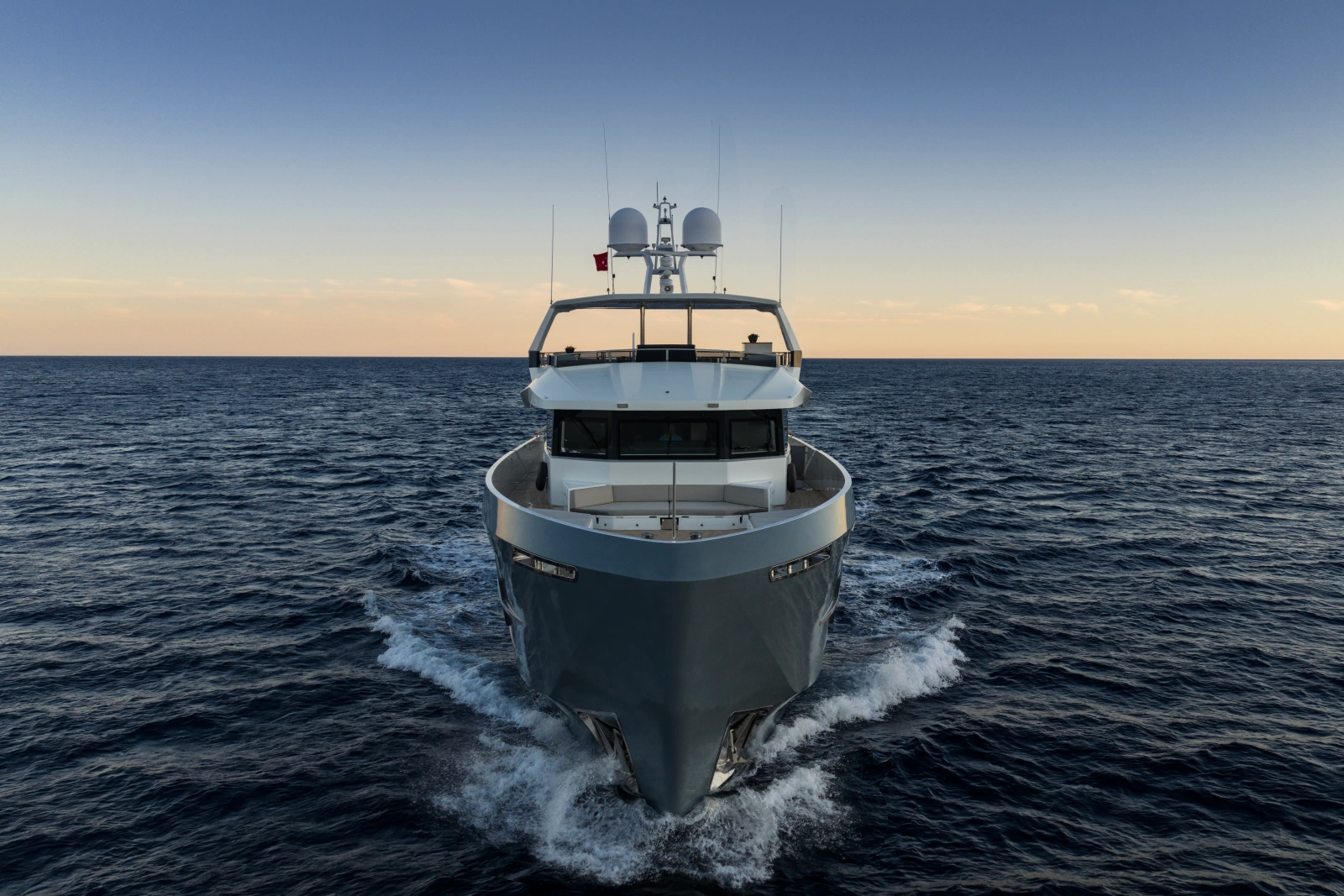 2019 Numarine 32XP