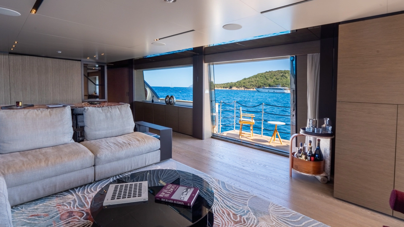 2024 Custom Line Navetta 33
