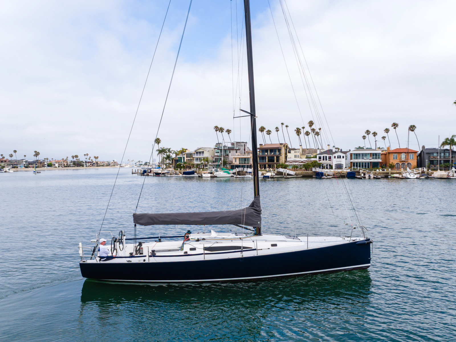 2019 J Boats J/121