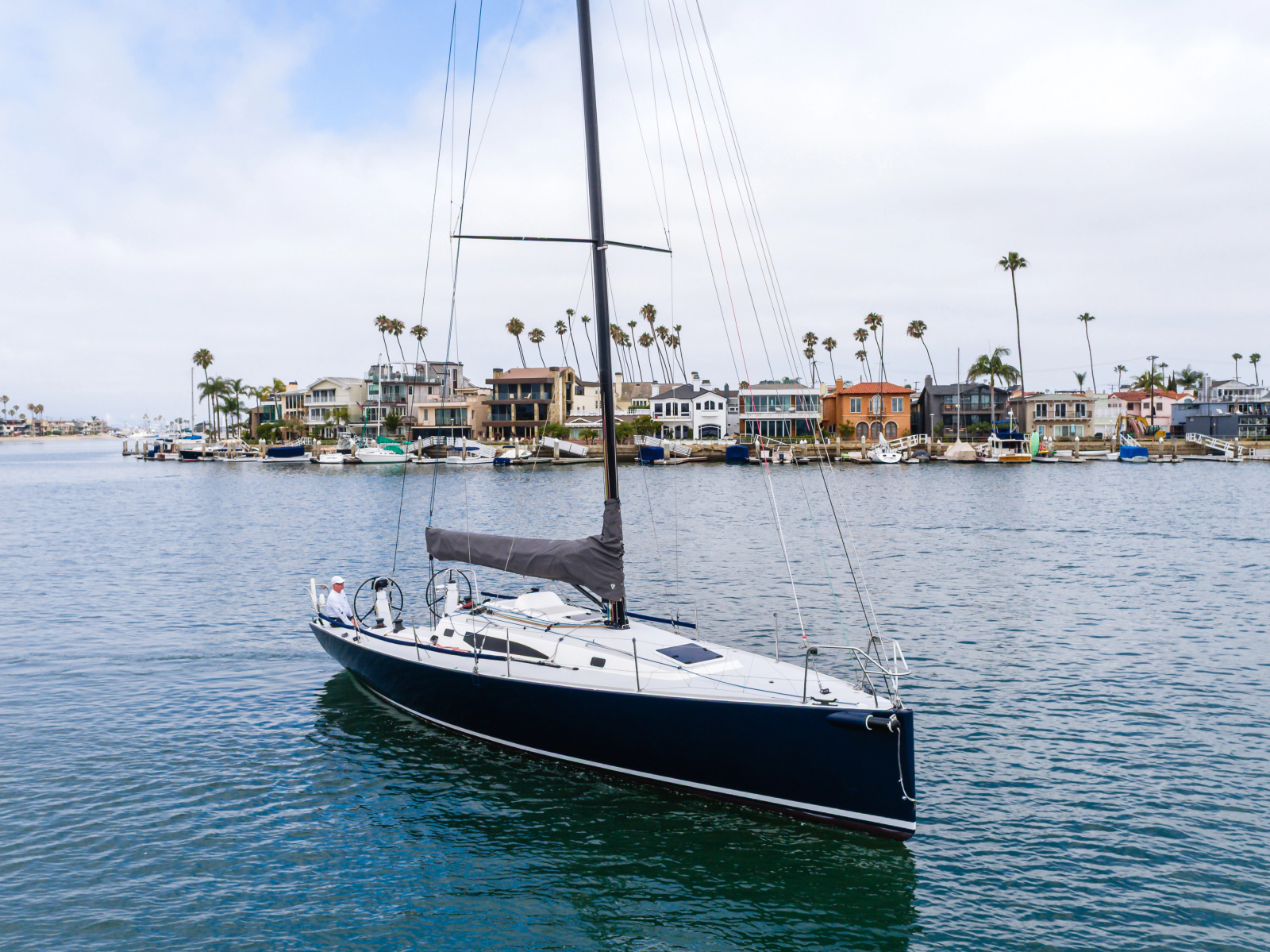 2019 J Boats J/121