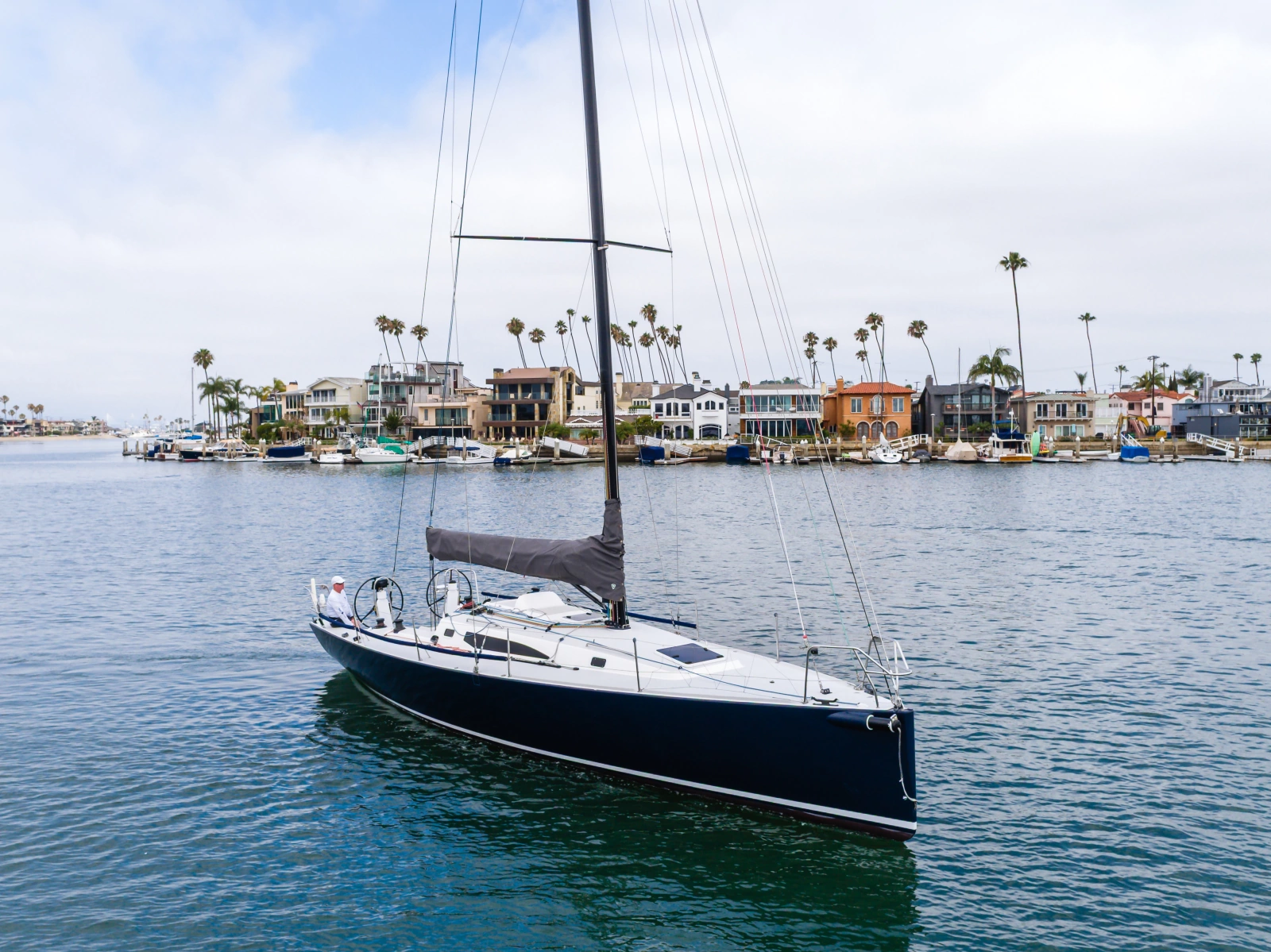 2019 J Boats J/121