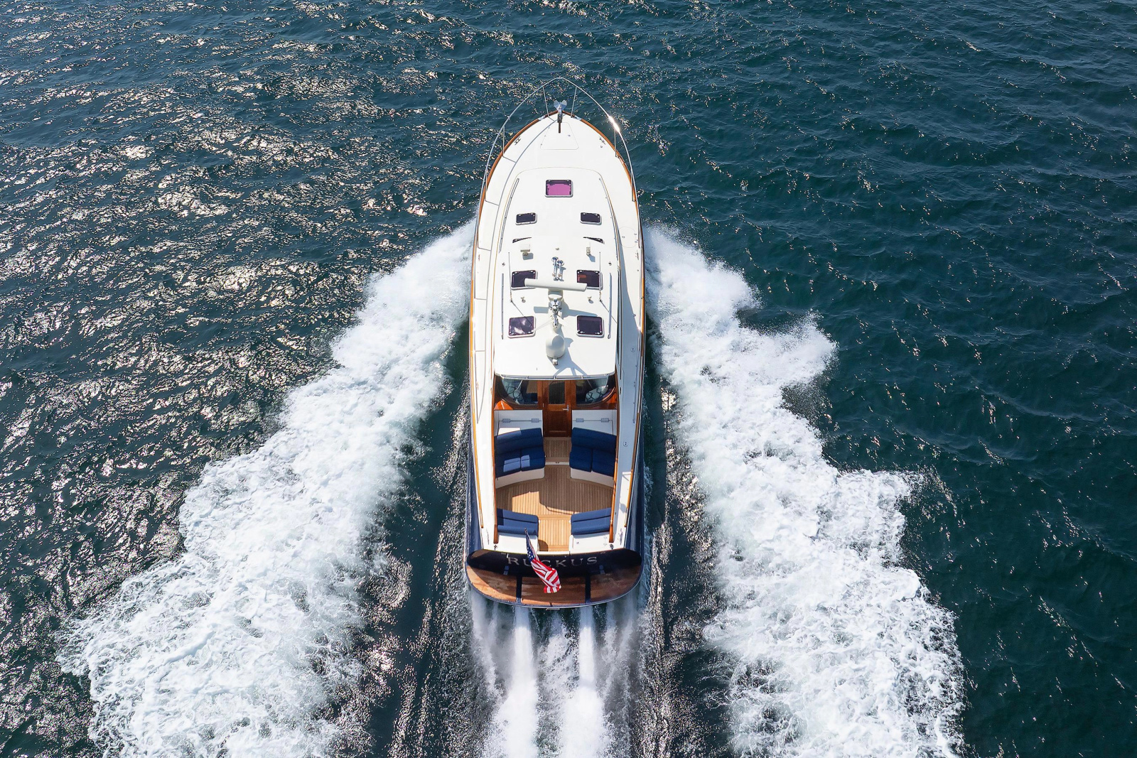 2009 Hinckley Talaria 44 MY