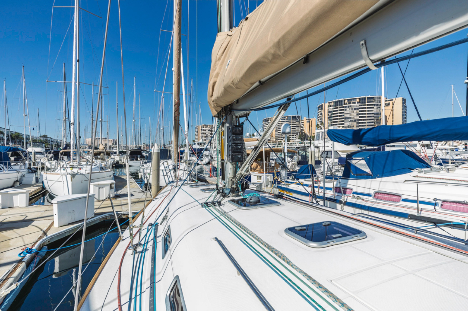2005 Beneteau First 44.7