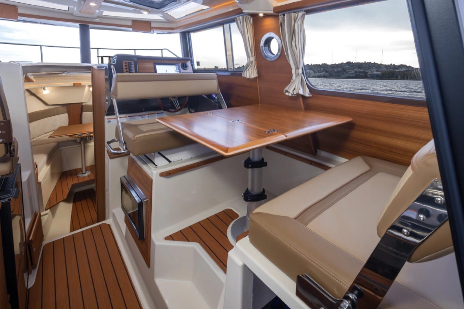 2024 Ranger Tugs R27 Luxury Edition