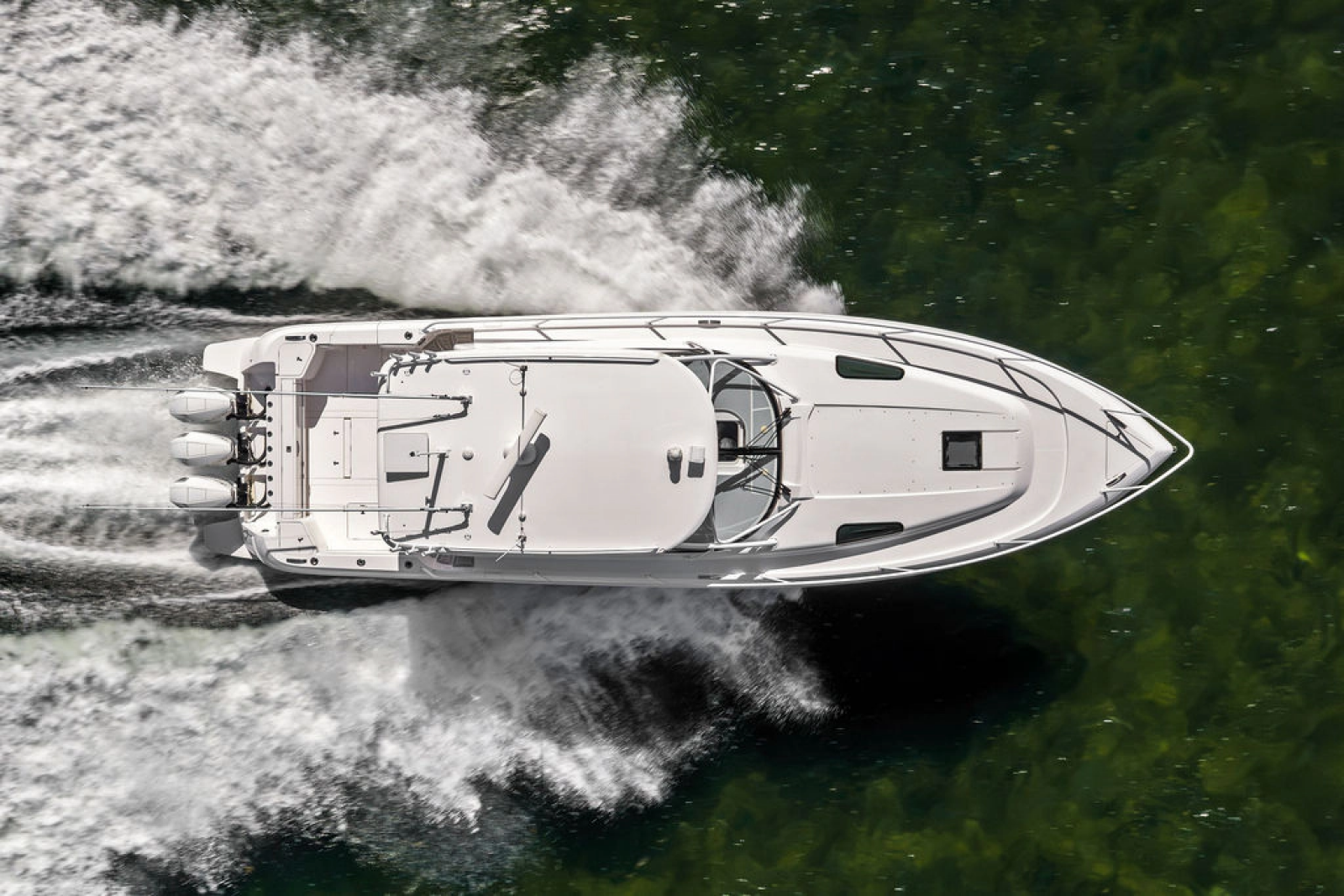2022 Intrepid 438