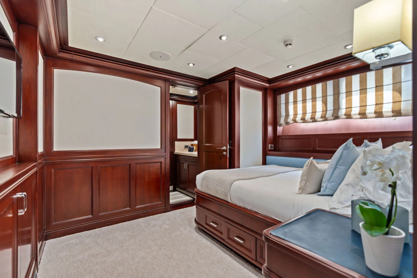 SAMSARA 100ft Custom Yacht For Sale