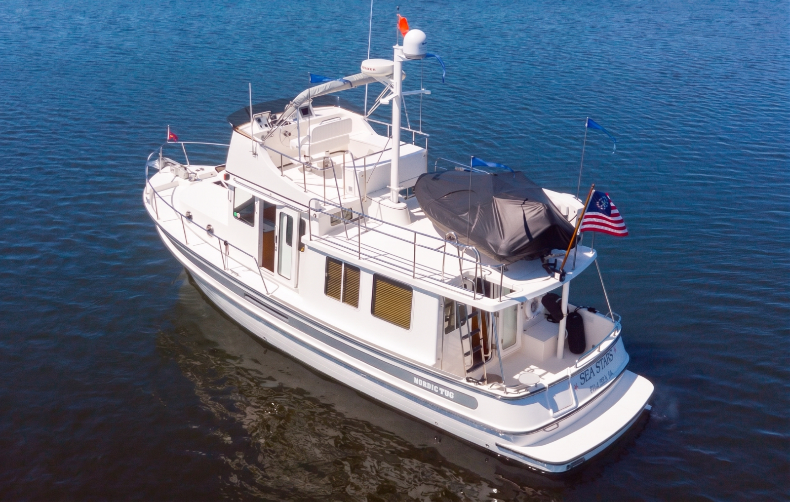 2005 Nordic Tugs 37 Fly