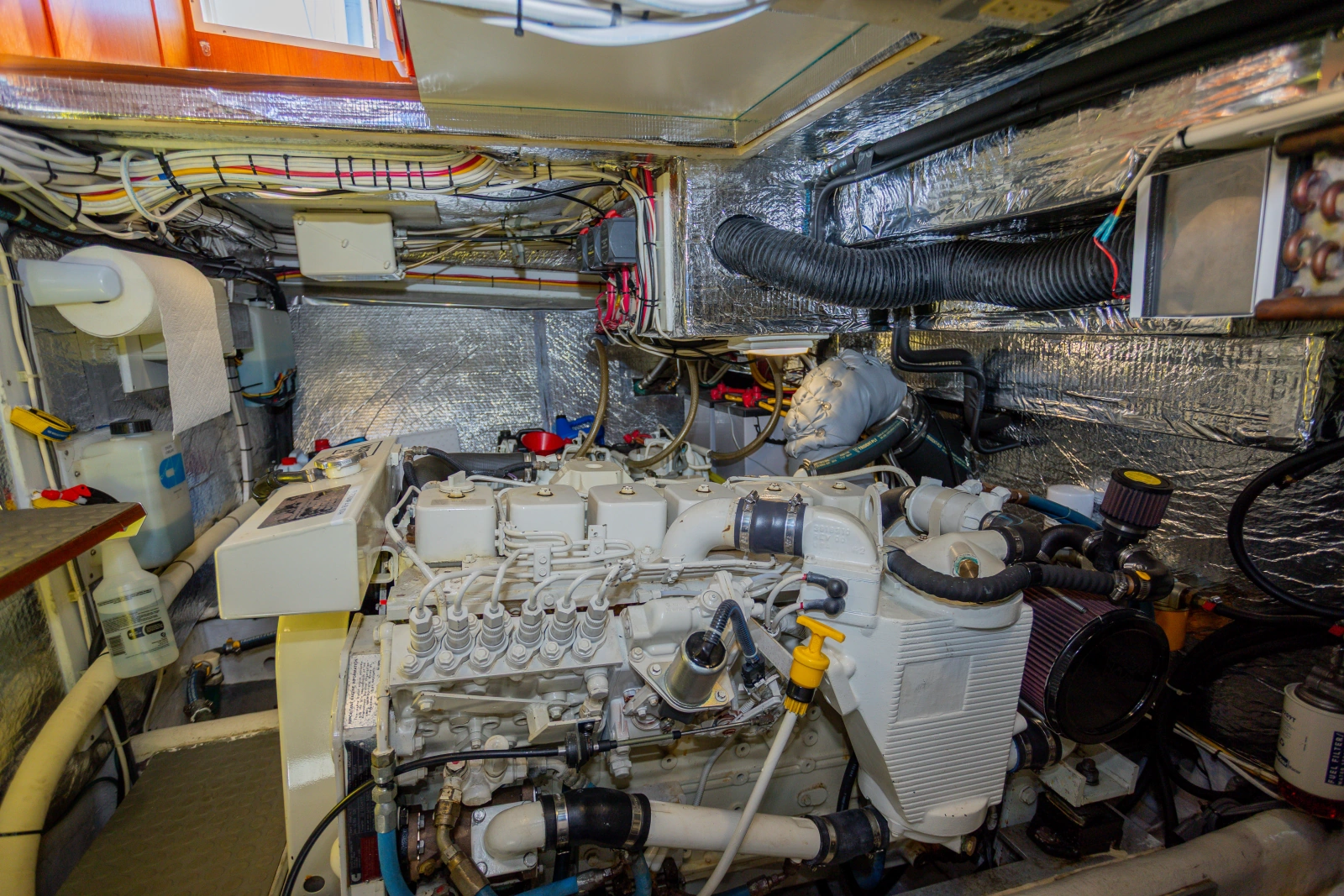 2005 Nordic Tugs 37 Fly