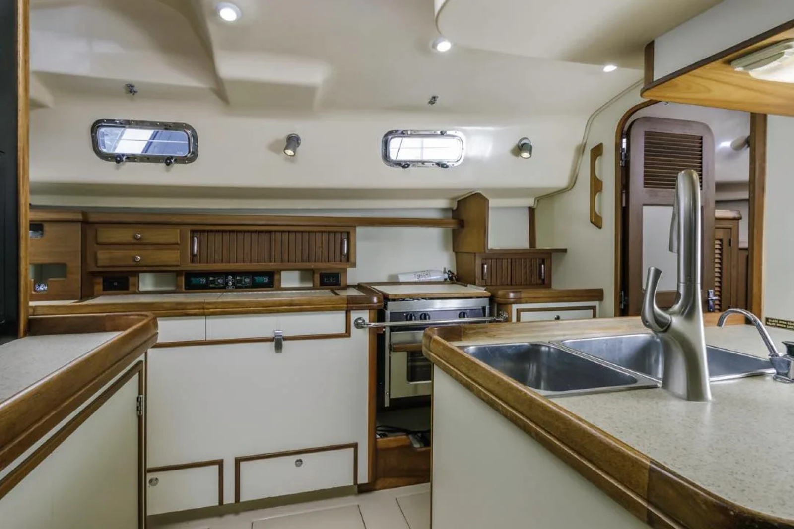 2007 Island Packet SP Cruiser