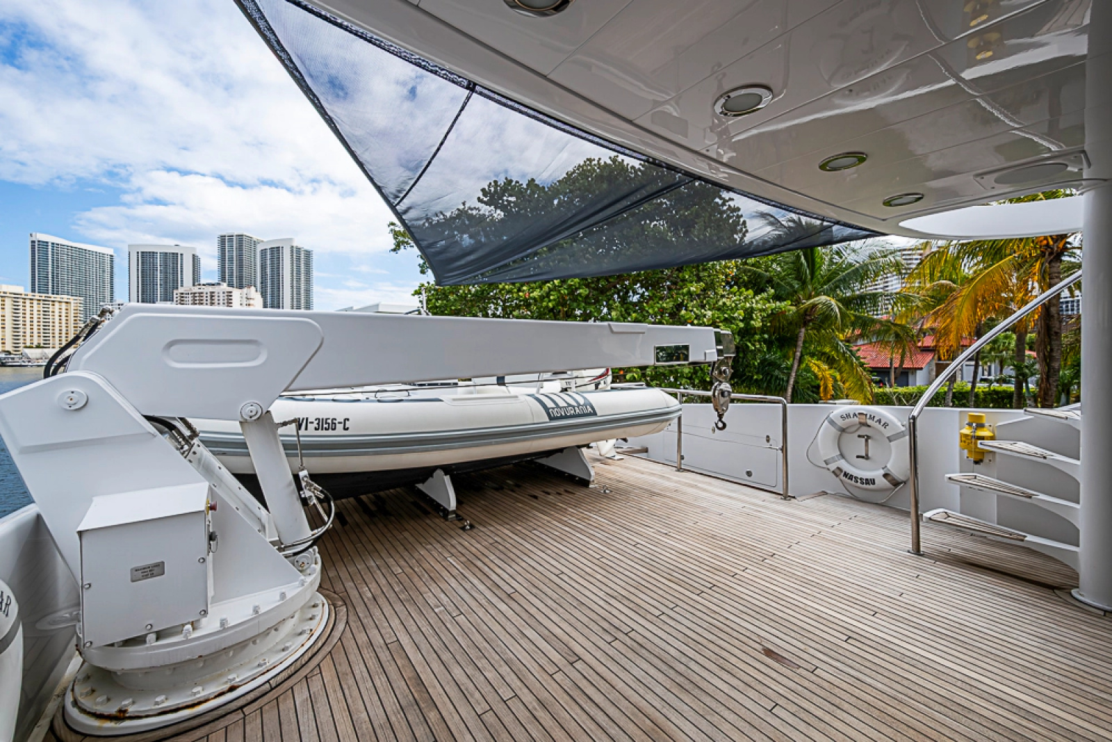 1994 Benetti Trideck