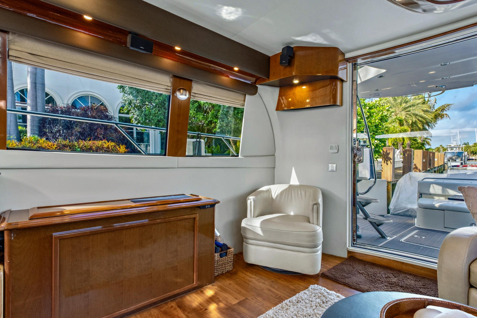 2009 Carver 56 Voyager