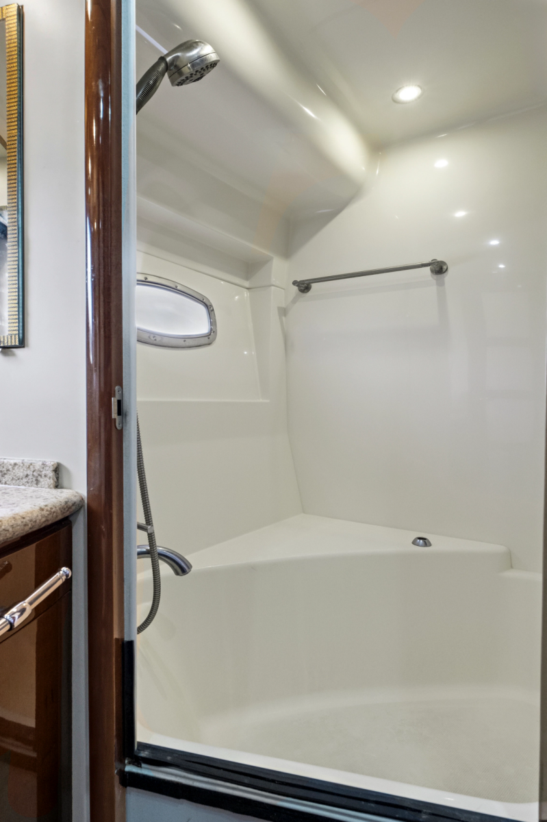 2009 Carver 56 Voyager