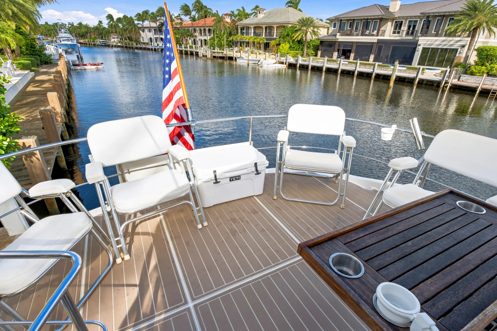 2009 Carver 56 Voyager